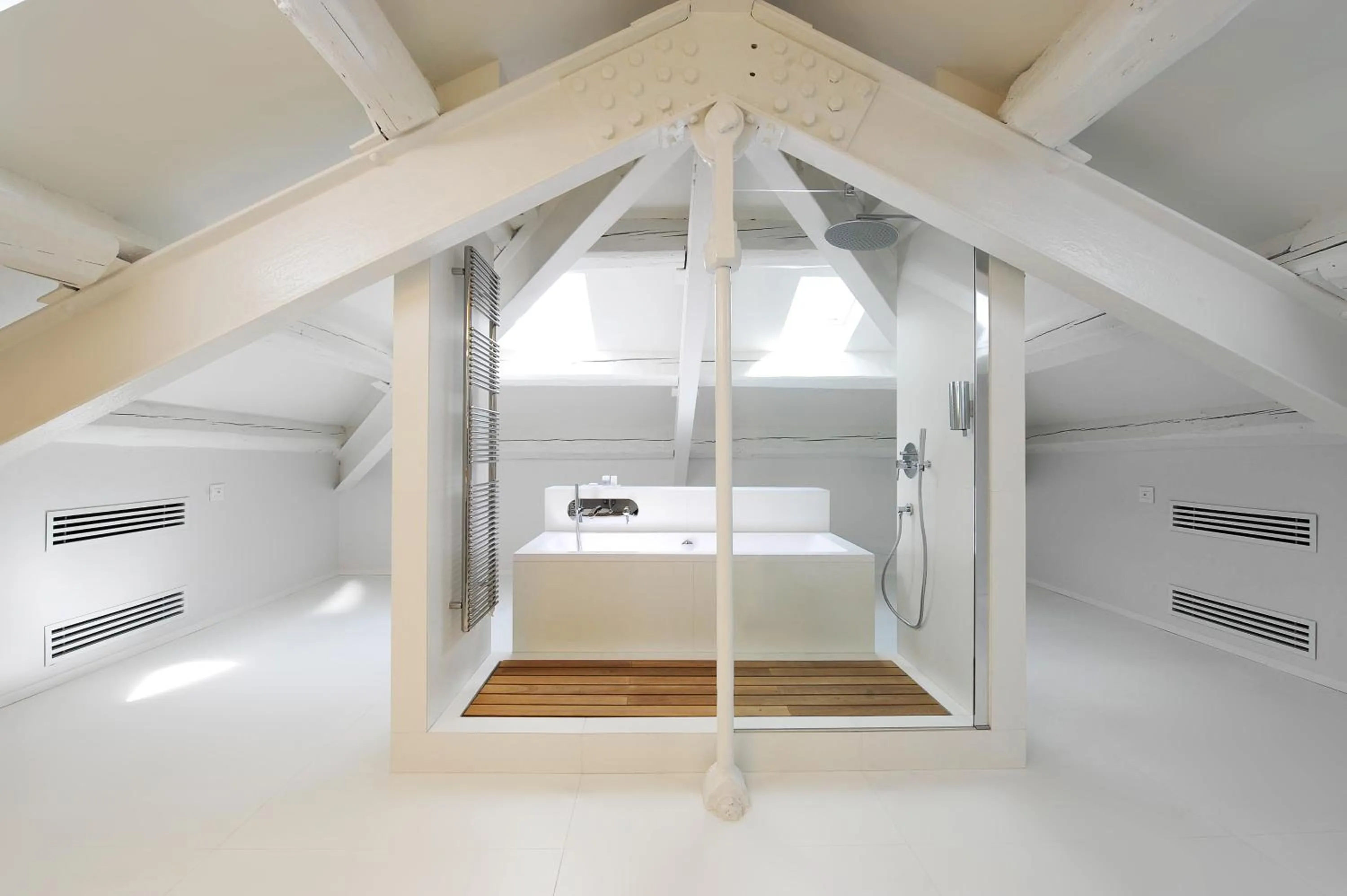 Hot Tub, Bed in I Portici Hotel Bologna