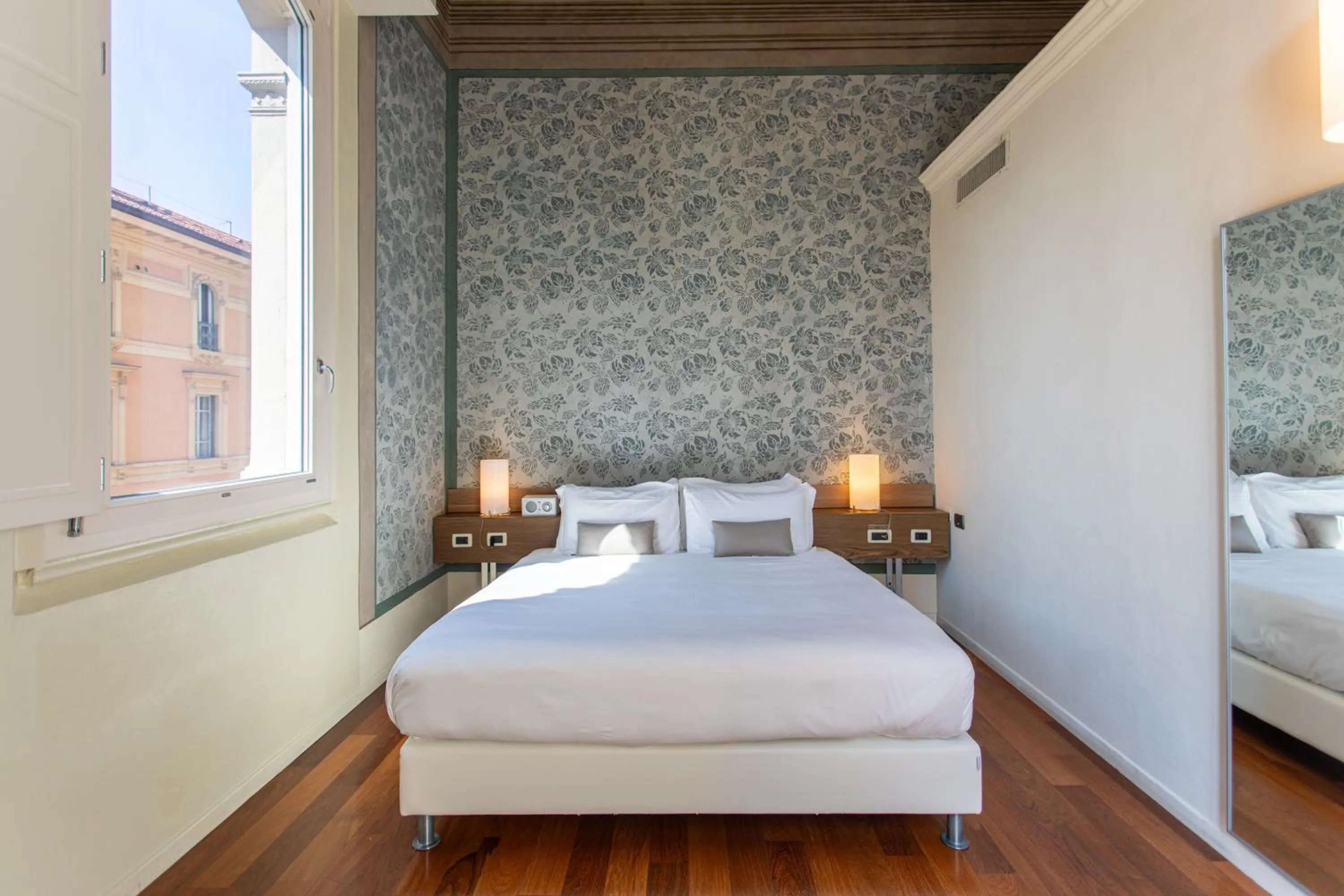 Bedroom, Bed in I Portici Hotel Bologna