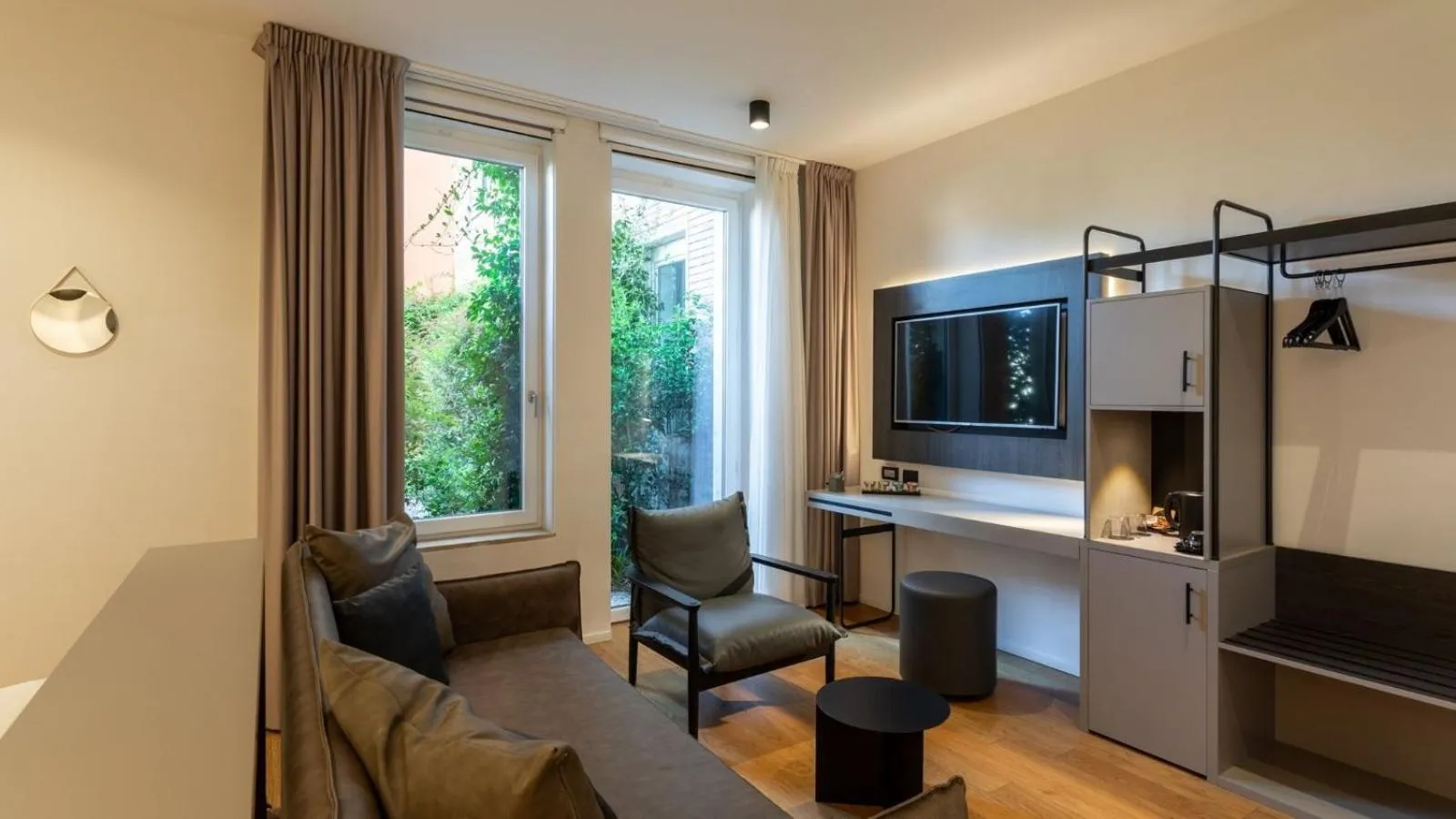 TV and multimedia in I Portici Hotel Bologna