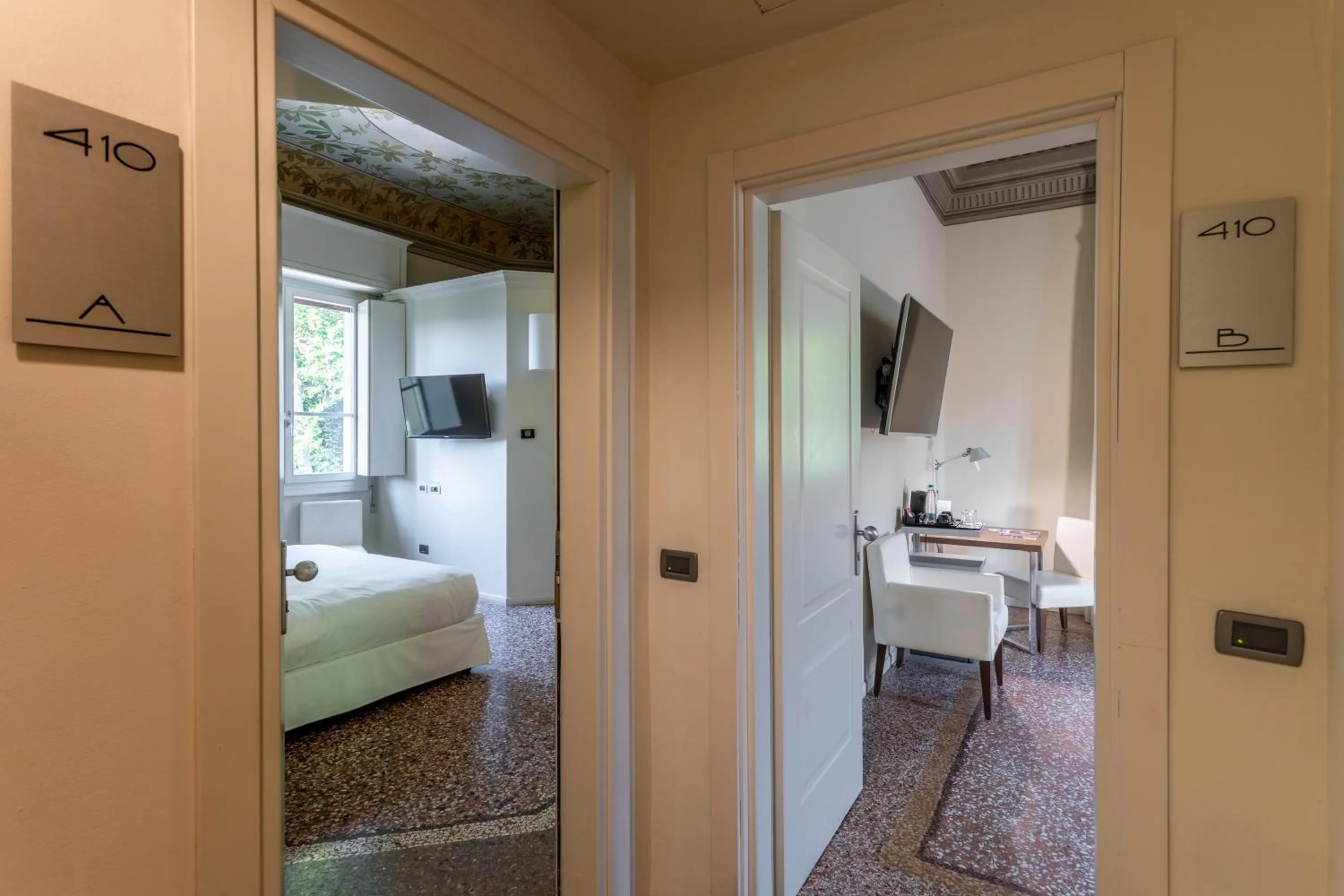 Bedroom, Bed in I Portici Hotel Bologna