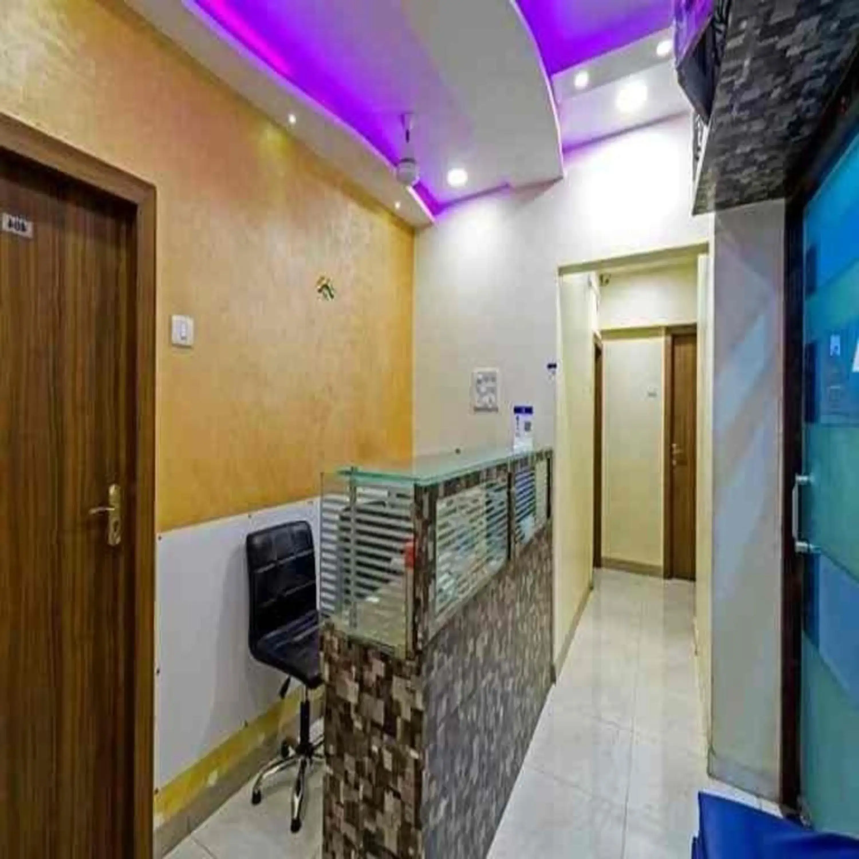 Lobby or reception in Hotel New Sarah Inn, Andheri West Lobby or reception in Hotel New Sarah Inn, Andheri West