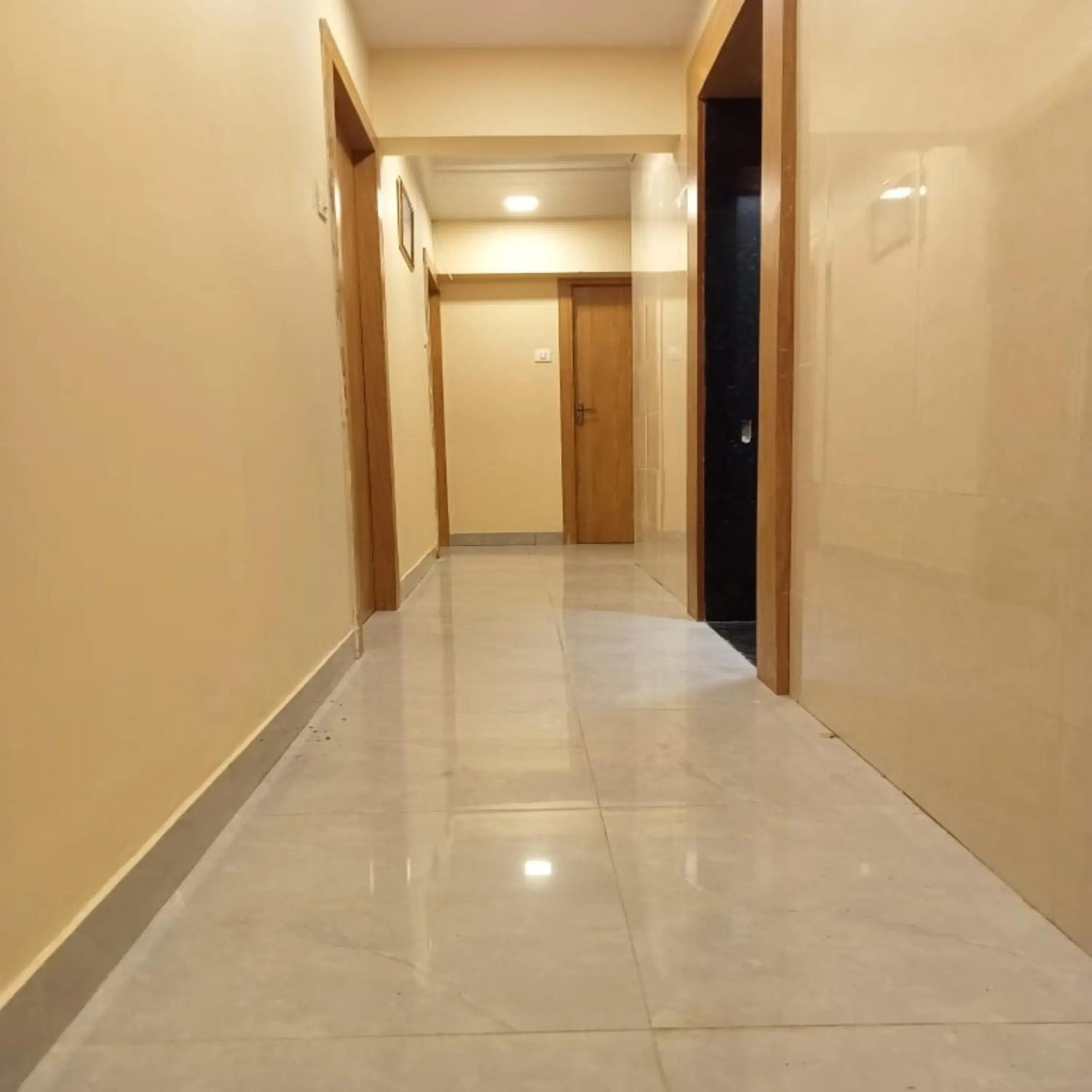 Lobby or reception in Hotel New Sarah Inn, Andheri West Lobby or reception in Hotel New Sarah Inn, Andheri West