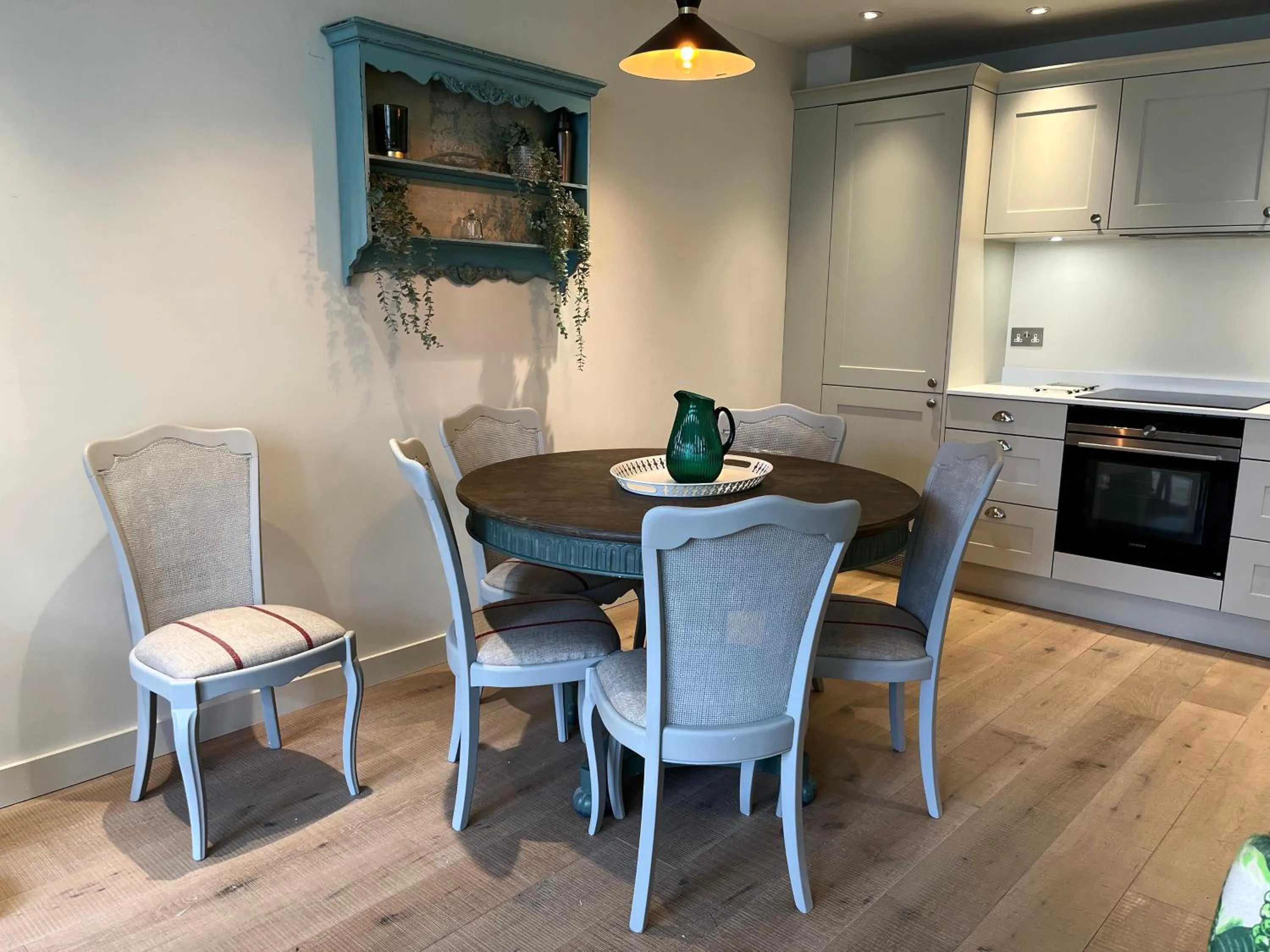 Dining area in Walcot Yard with parking, Bath Keys