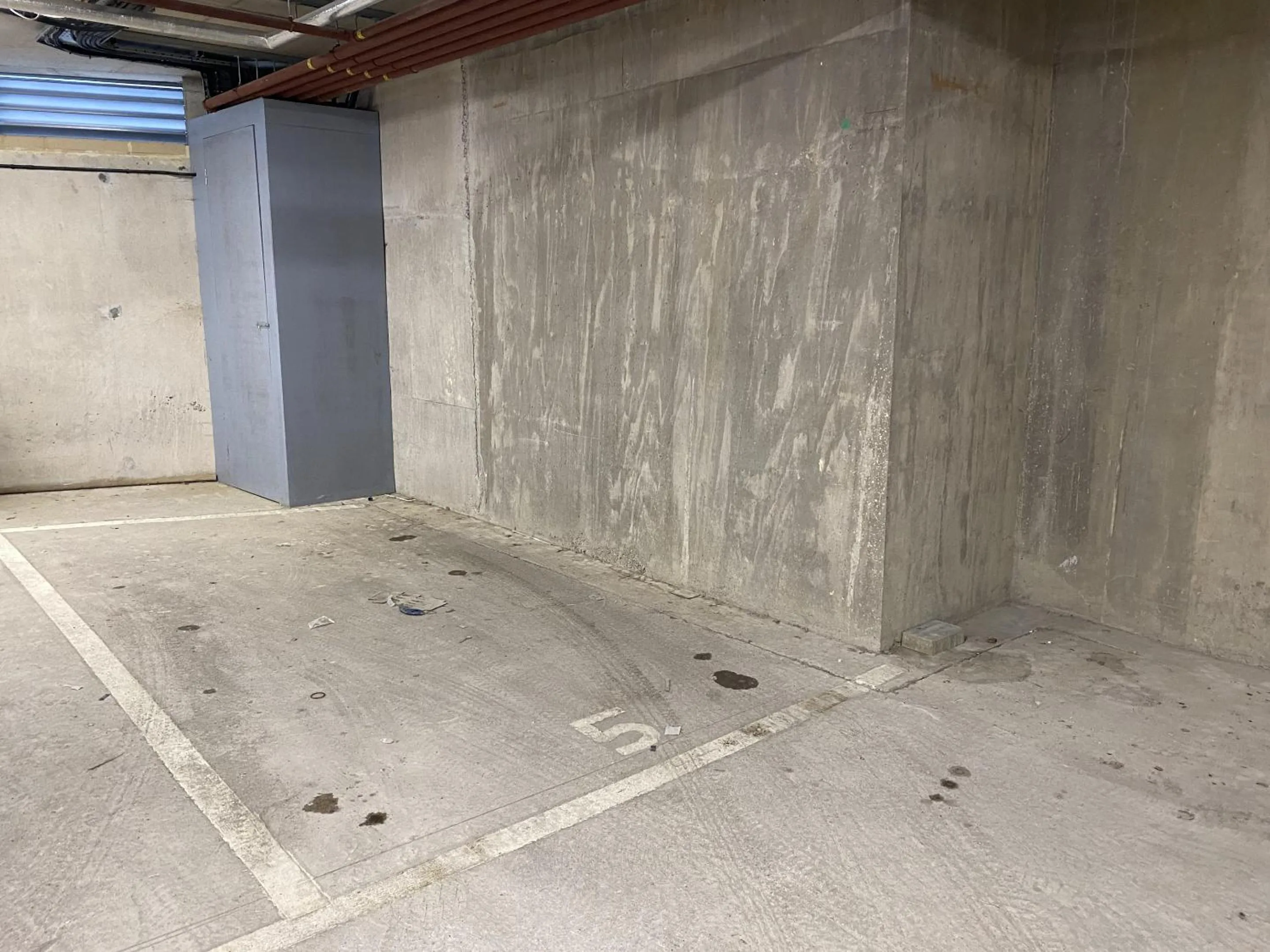 Parking in Walcot Yard with parking, Bath Keys