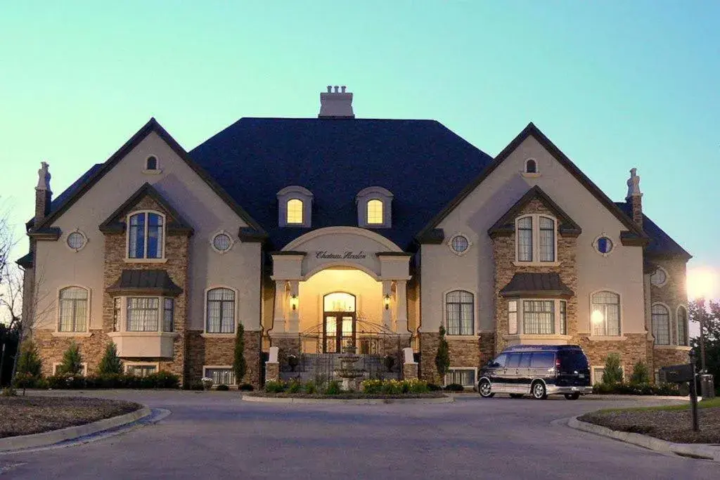 Chateau Avalon Chateau Avalon