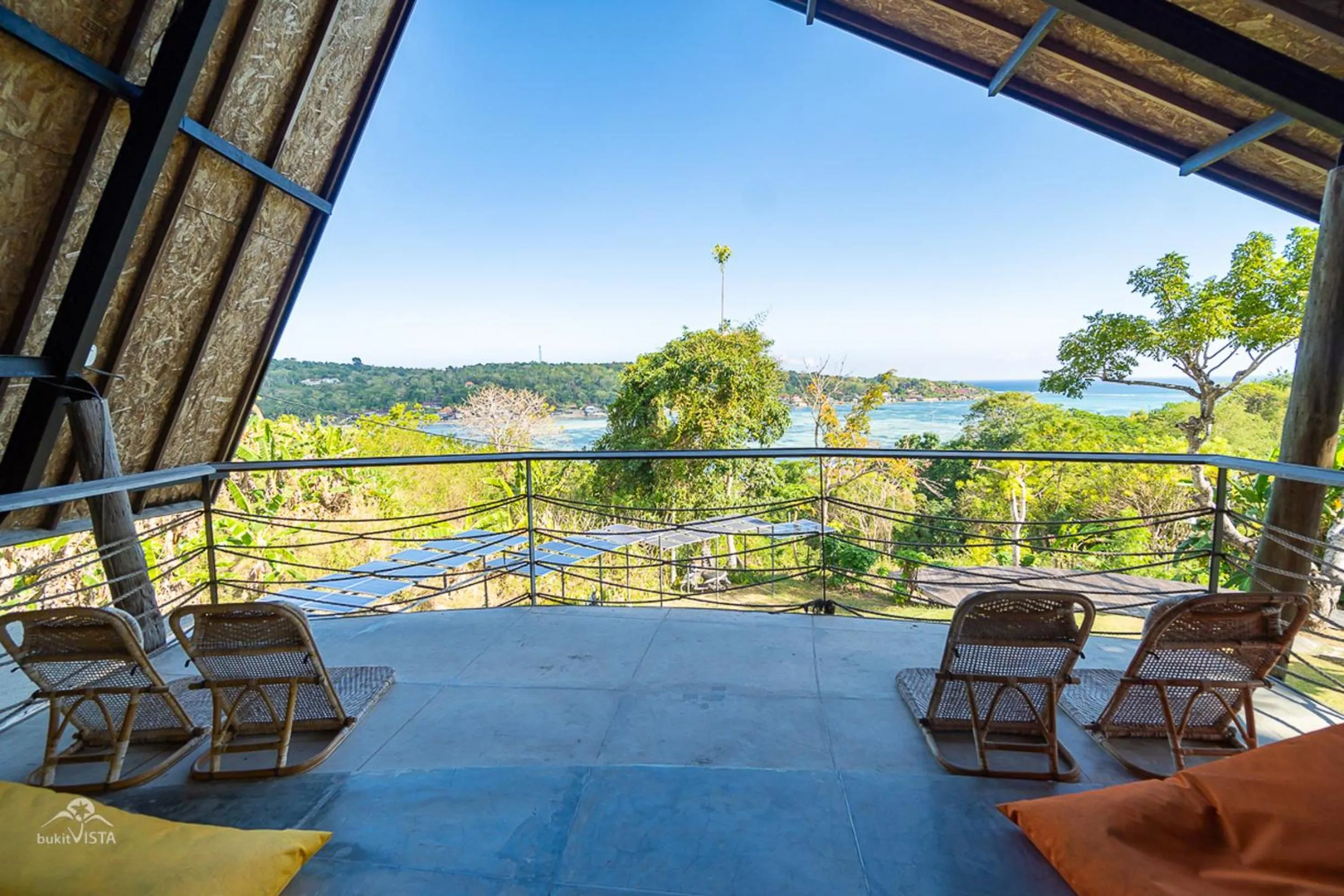 Balcony/Terrace in Bong Hostel Nusa Lembongan by Bukit Vista