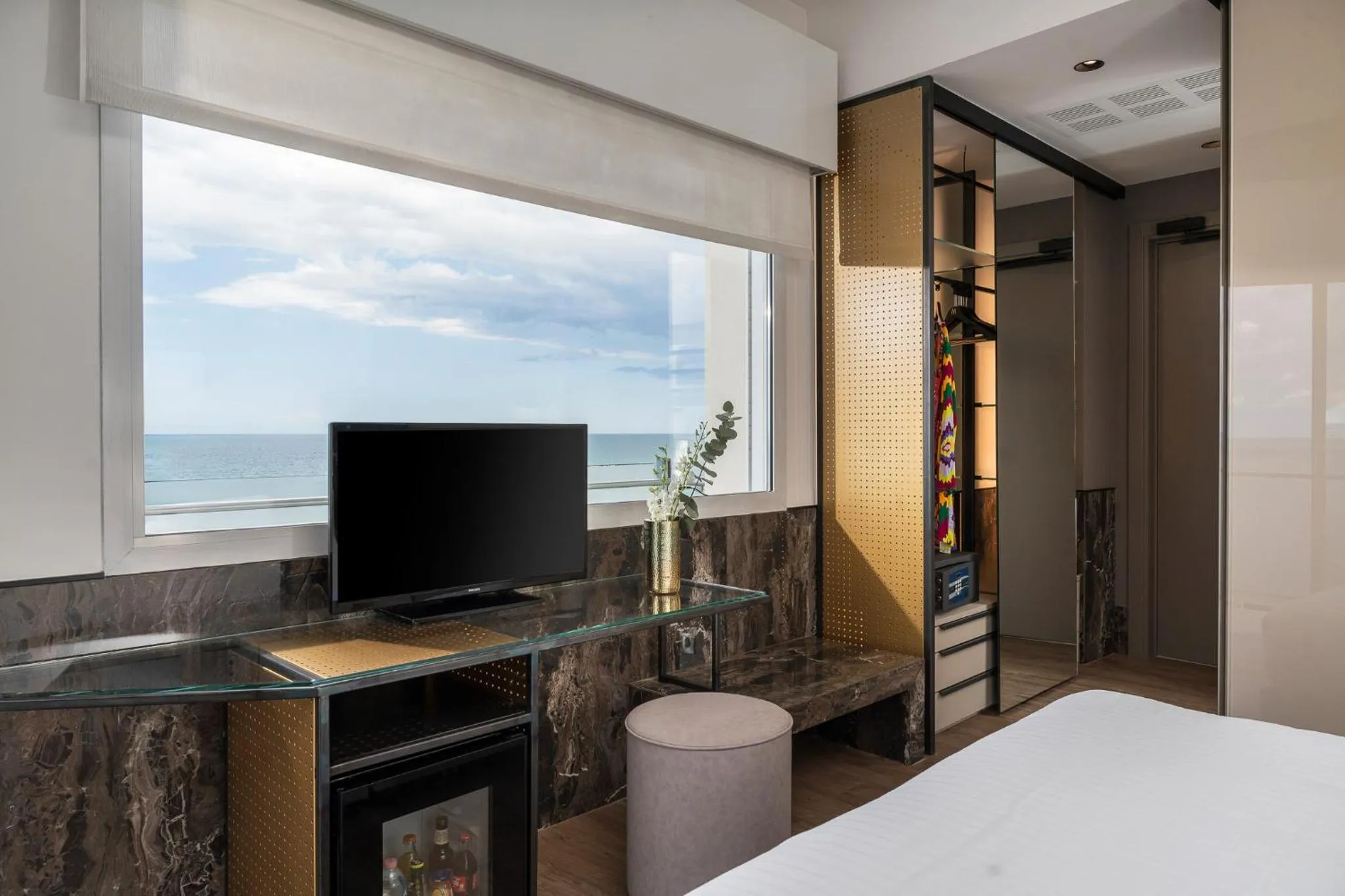 Bed in Hotel Michelangelo