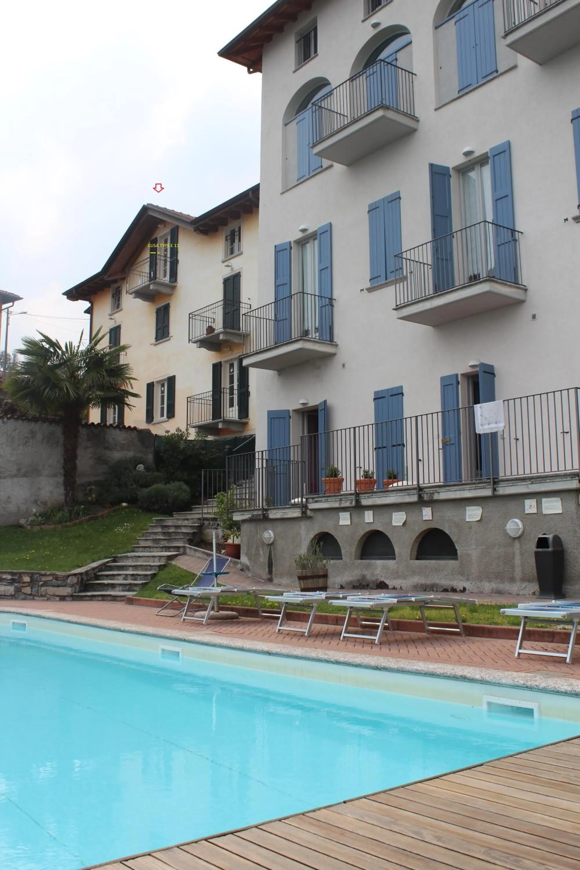 Pool view in Residence Celeste