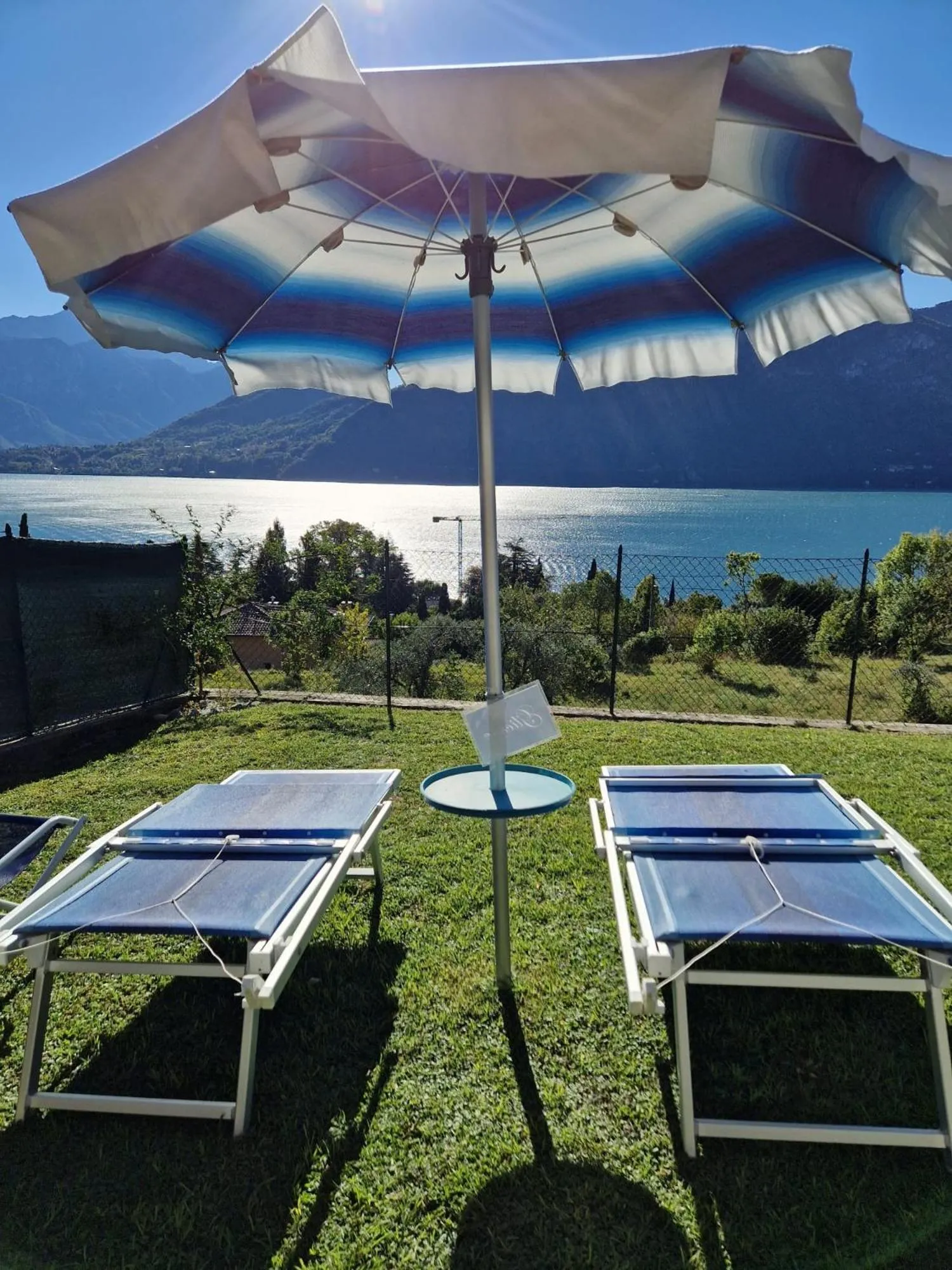 Garden in Residence Celeste Lake View Apartments