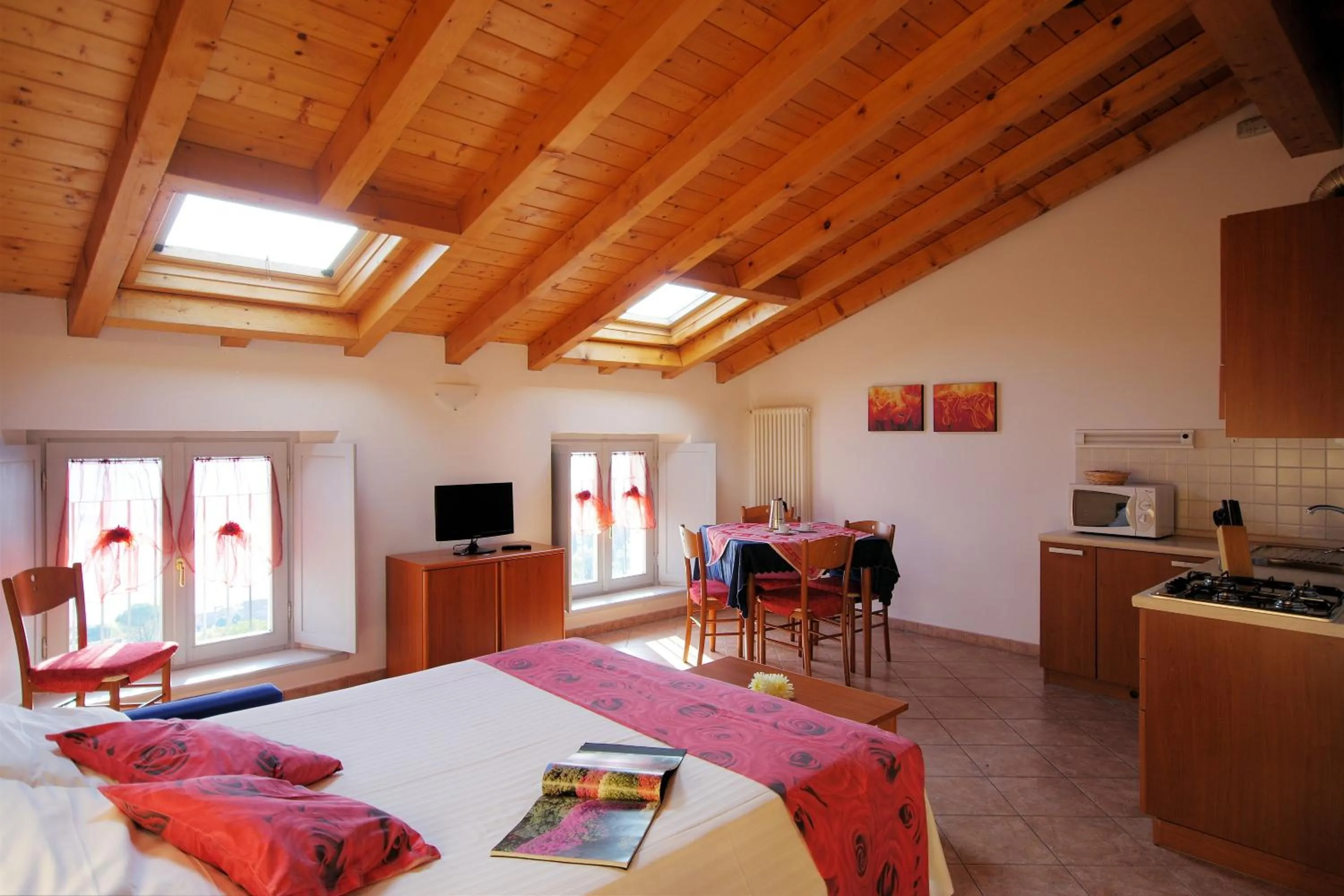 Kitchen or kitchenette, Bed in Residence Celeste