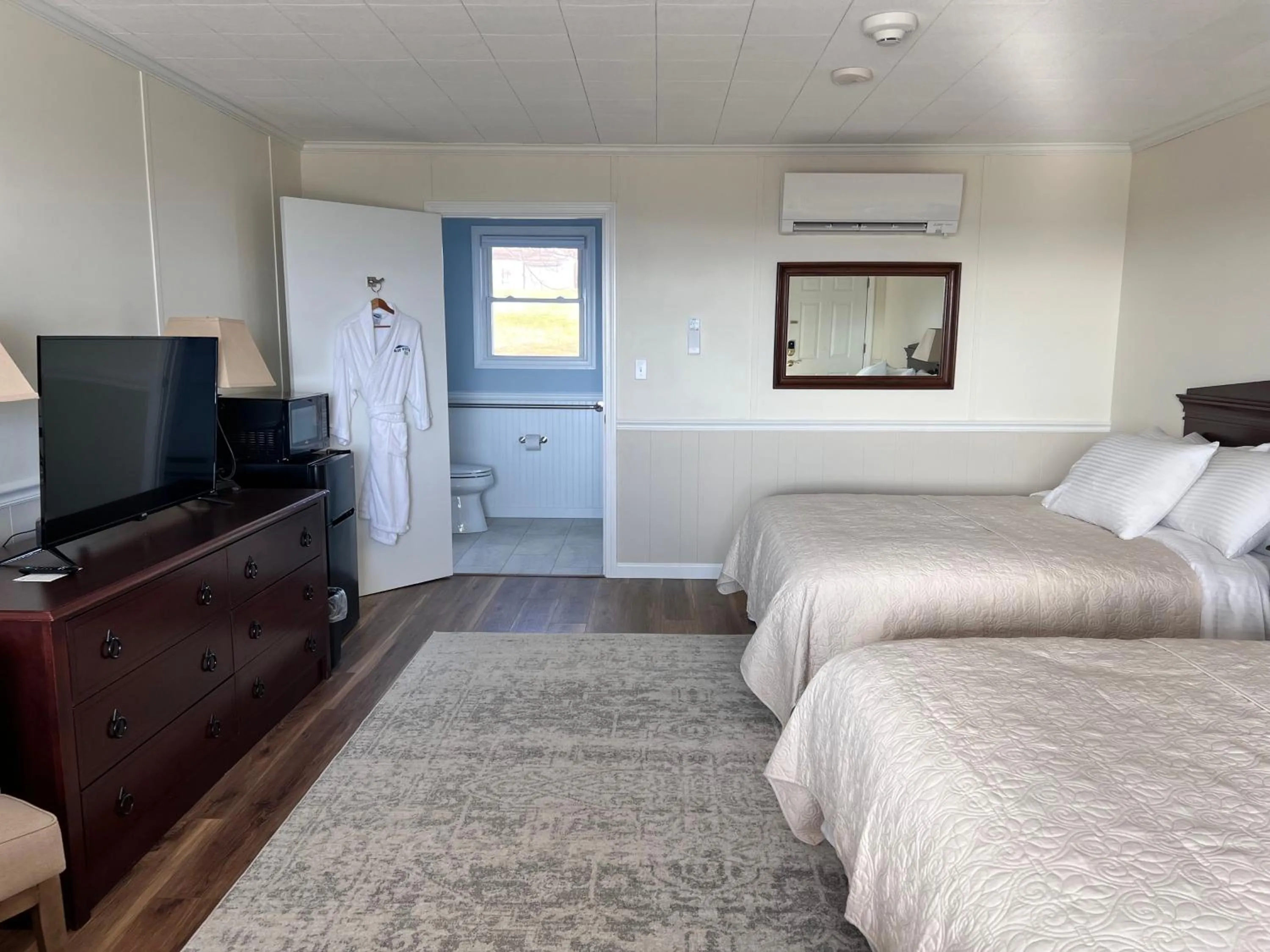 Bedroom, Bed in Blue Vista Motor Lodge