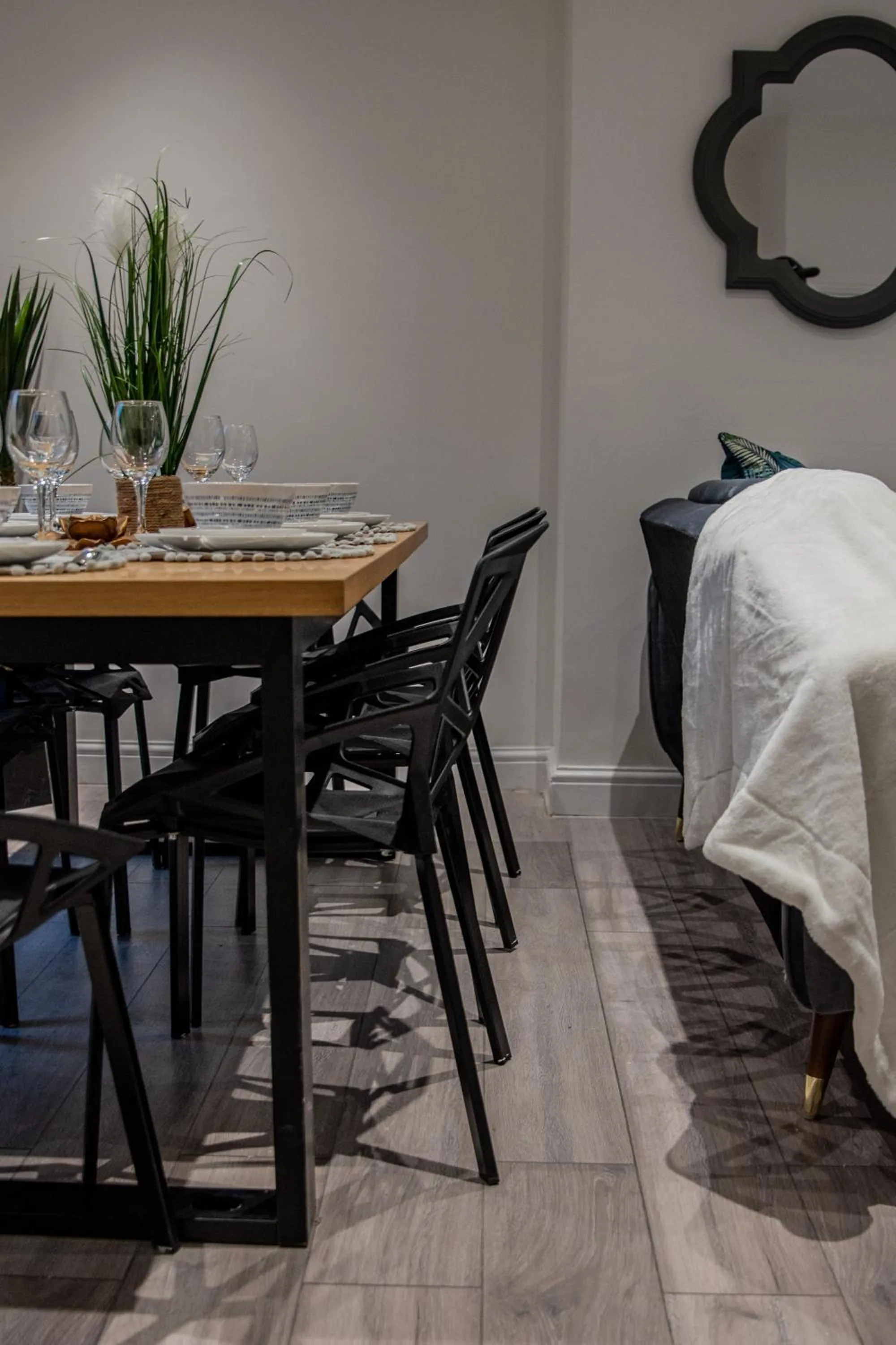 Living room in BV Comfy Spacious 3 Bedroom House At Tatton Street Manchester