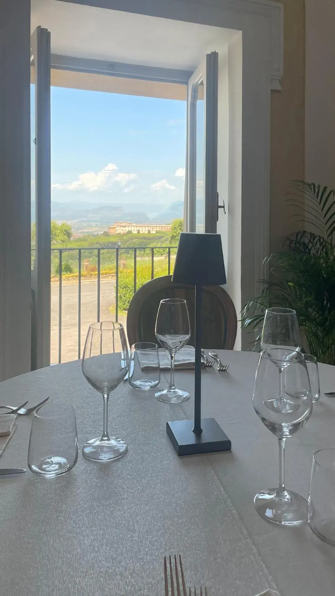 Restaurant/places to eat in Villa Tuscolana Restaurant/places to eat in Villa Tuscolana