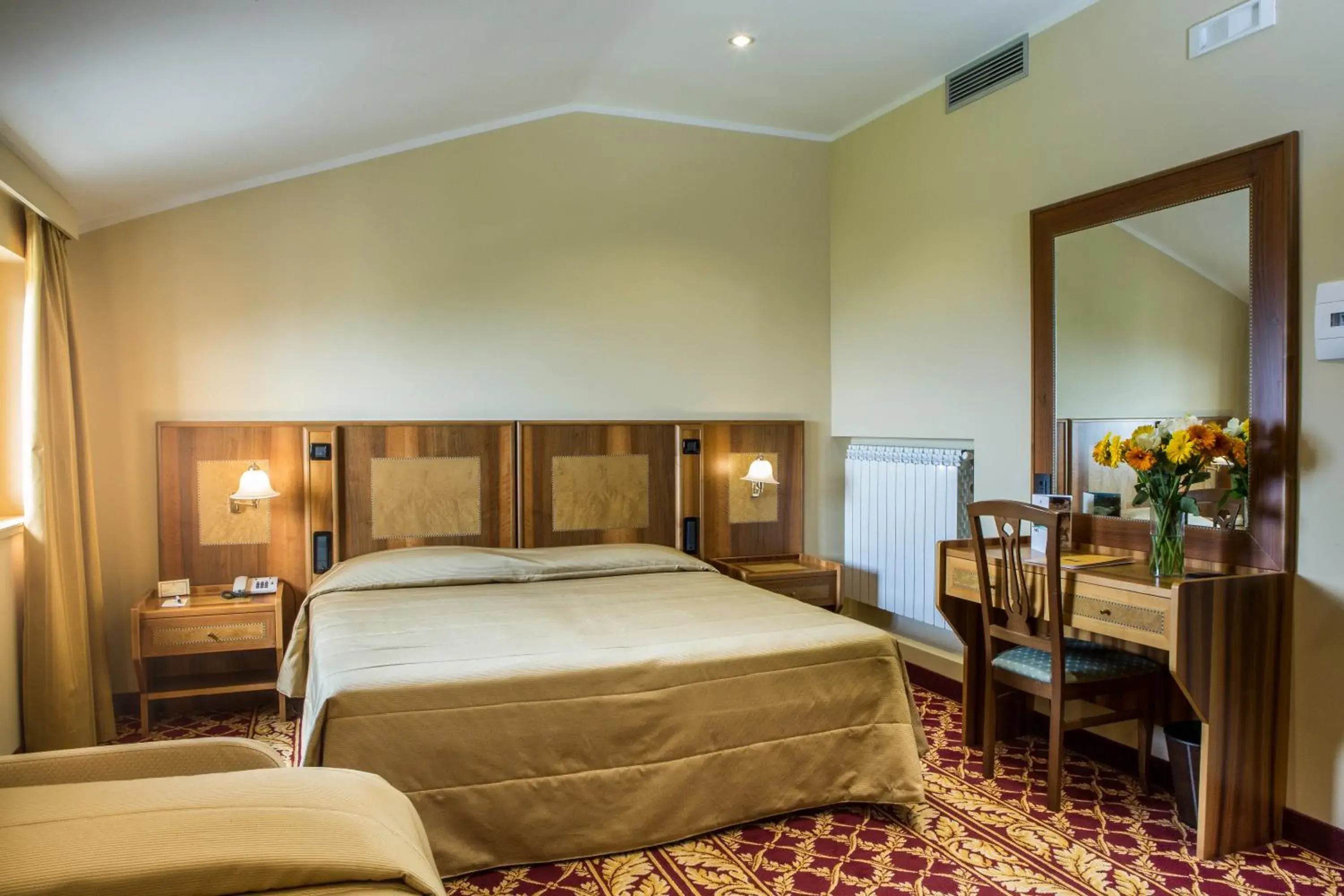 Bedroom, Bed in Villa Tuscolana Bedroom, Bed in Villa Tuscolana