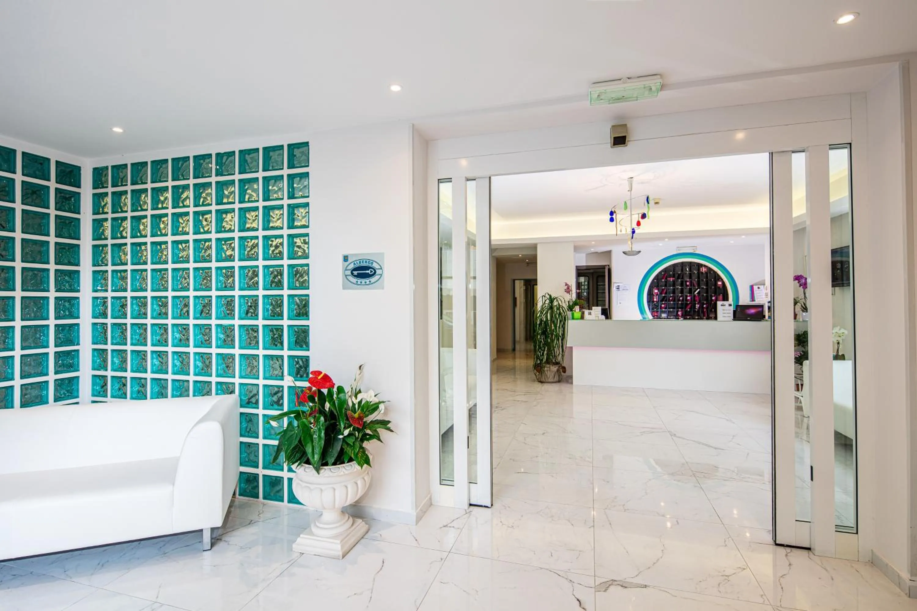 Facade/entrance in Hotel Palace