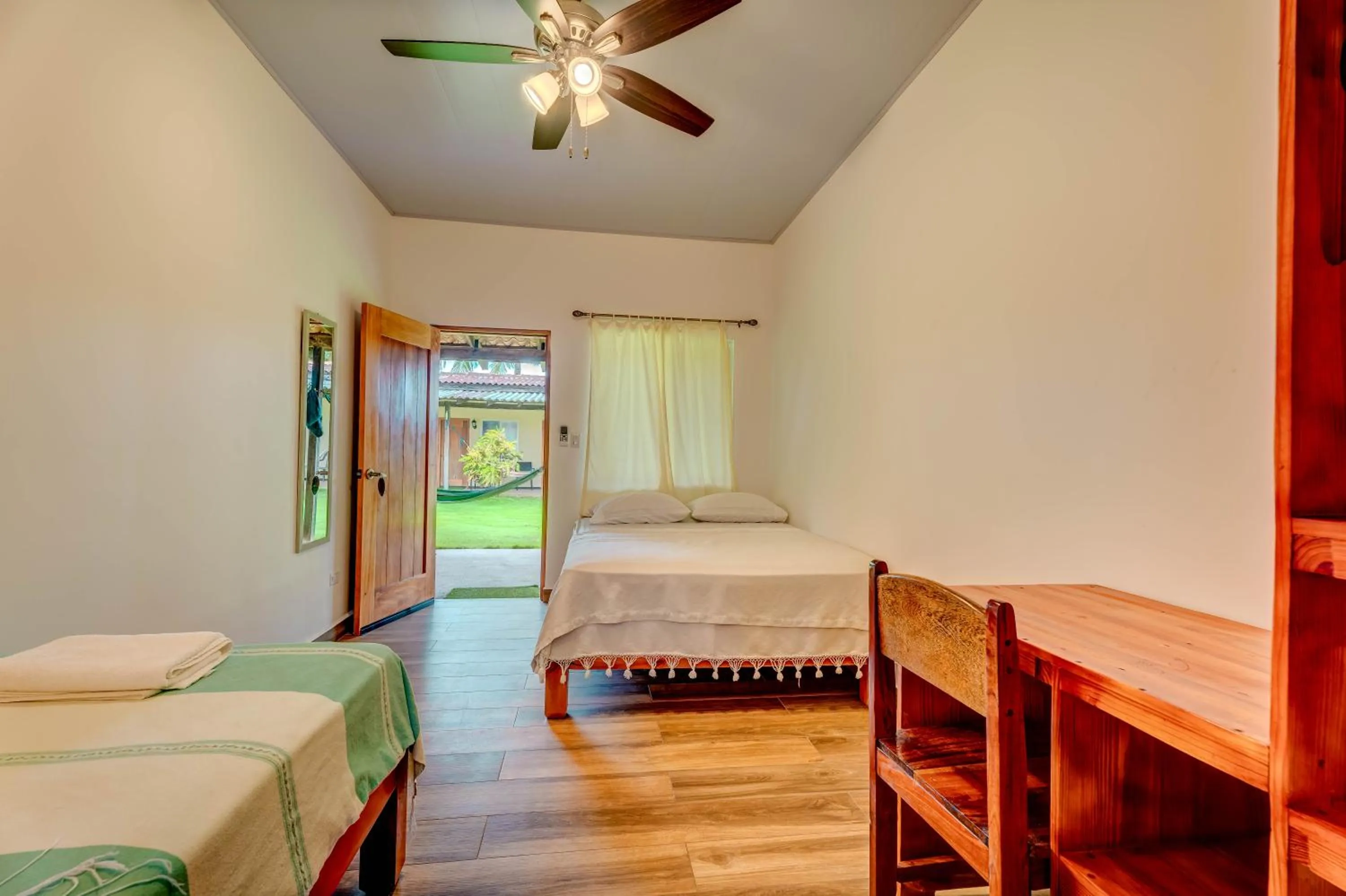 Bed in Beach Break Hotel & Surf Camp de Playa Venao
