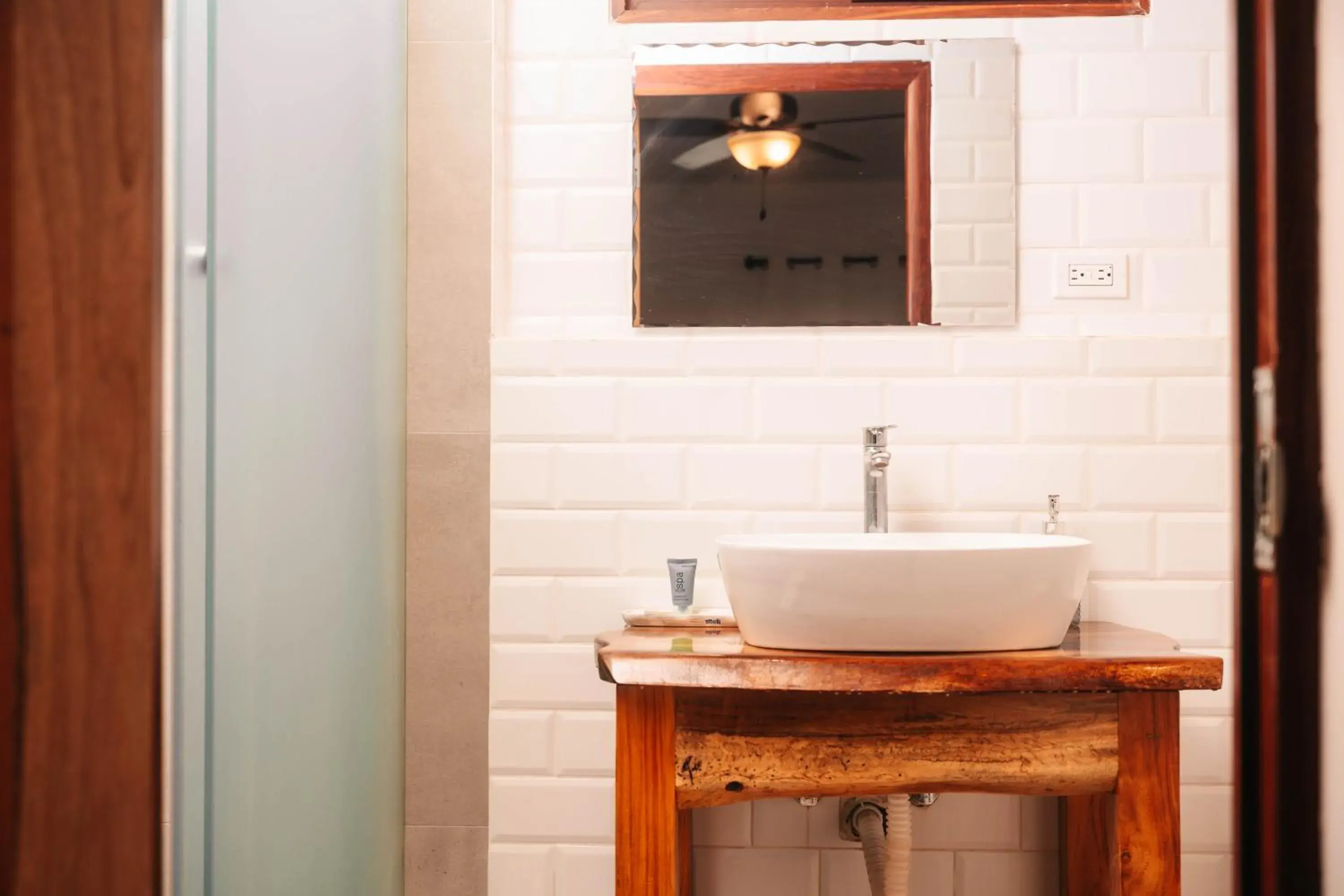 Double Room in Beach Break Hotel & Surf Camp de Playa Venao Double Room in Beach Break Hotel & Surf Camp de Playa Venao