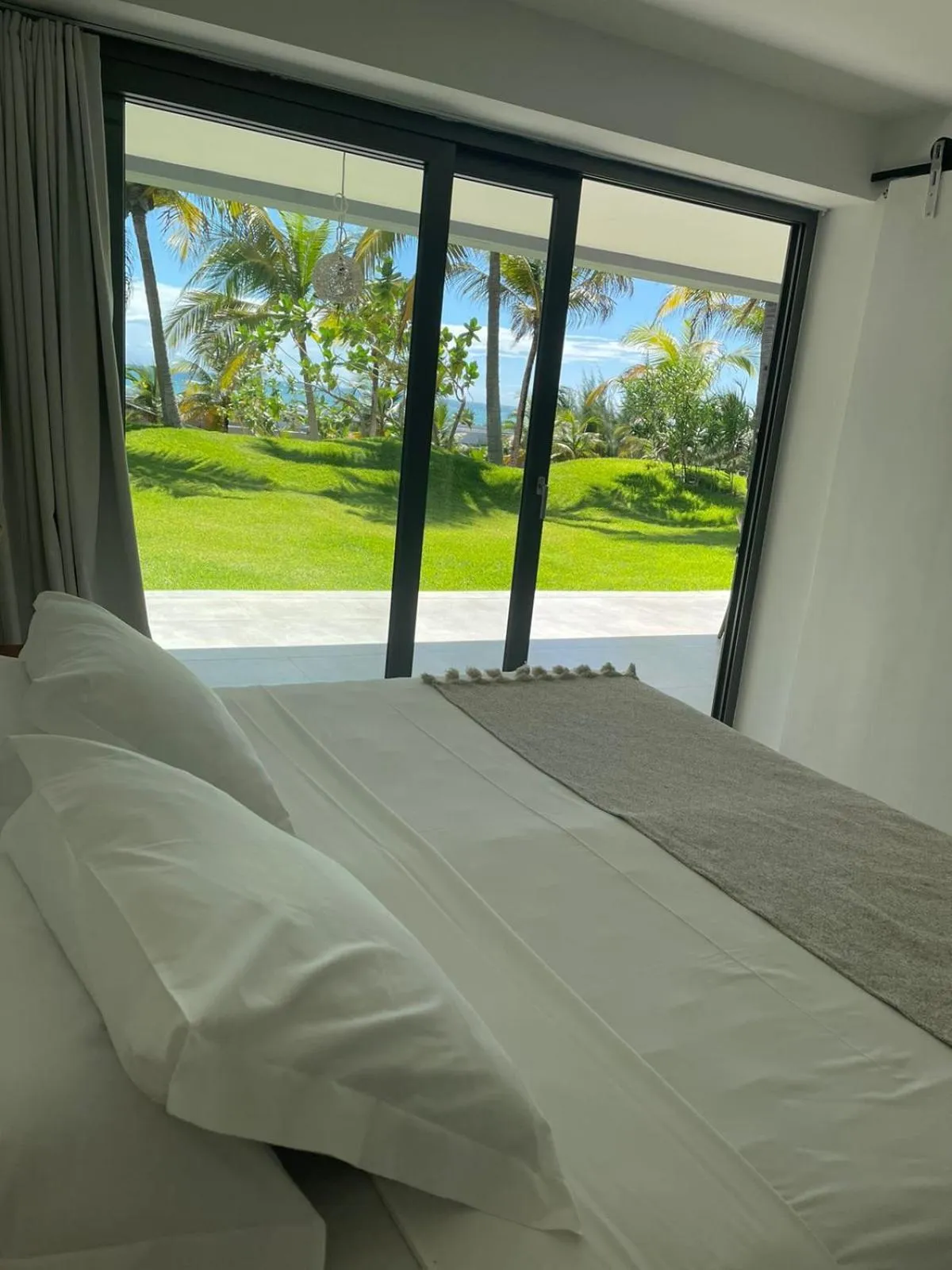 Bedroom, Bed in Club de Mar Condo Hotel