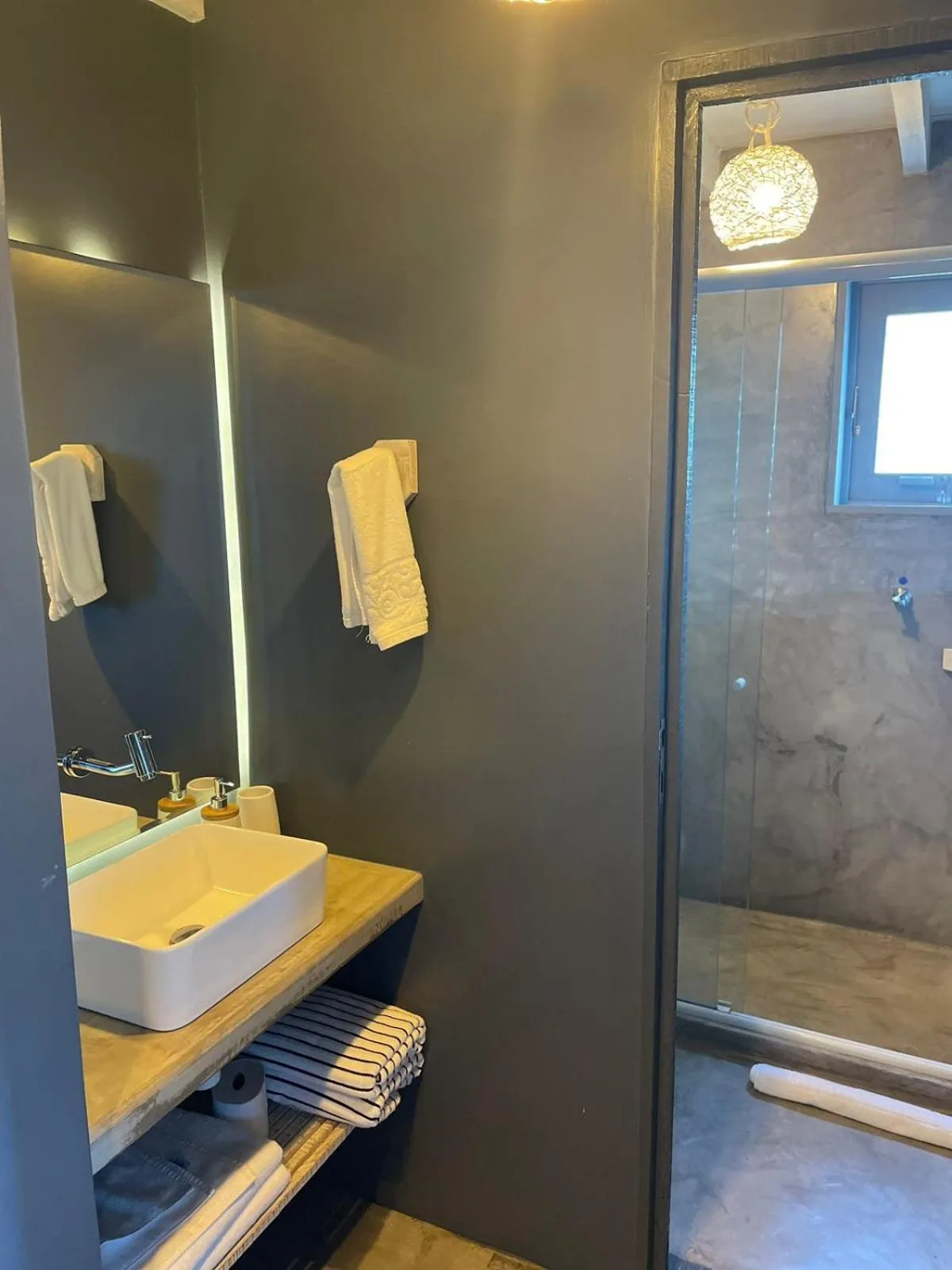 Shower in Club de Mar Condo Hotel