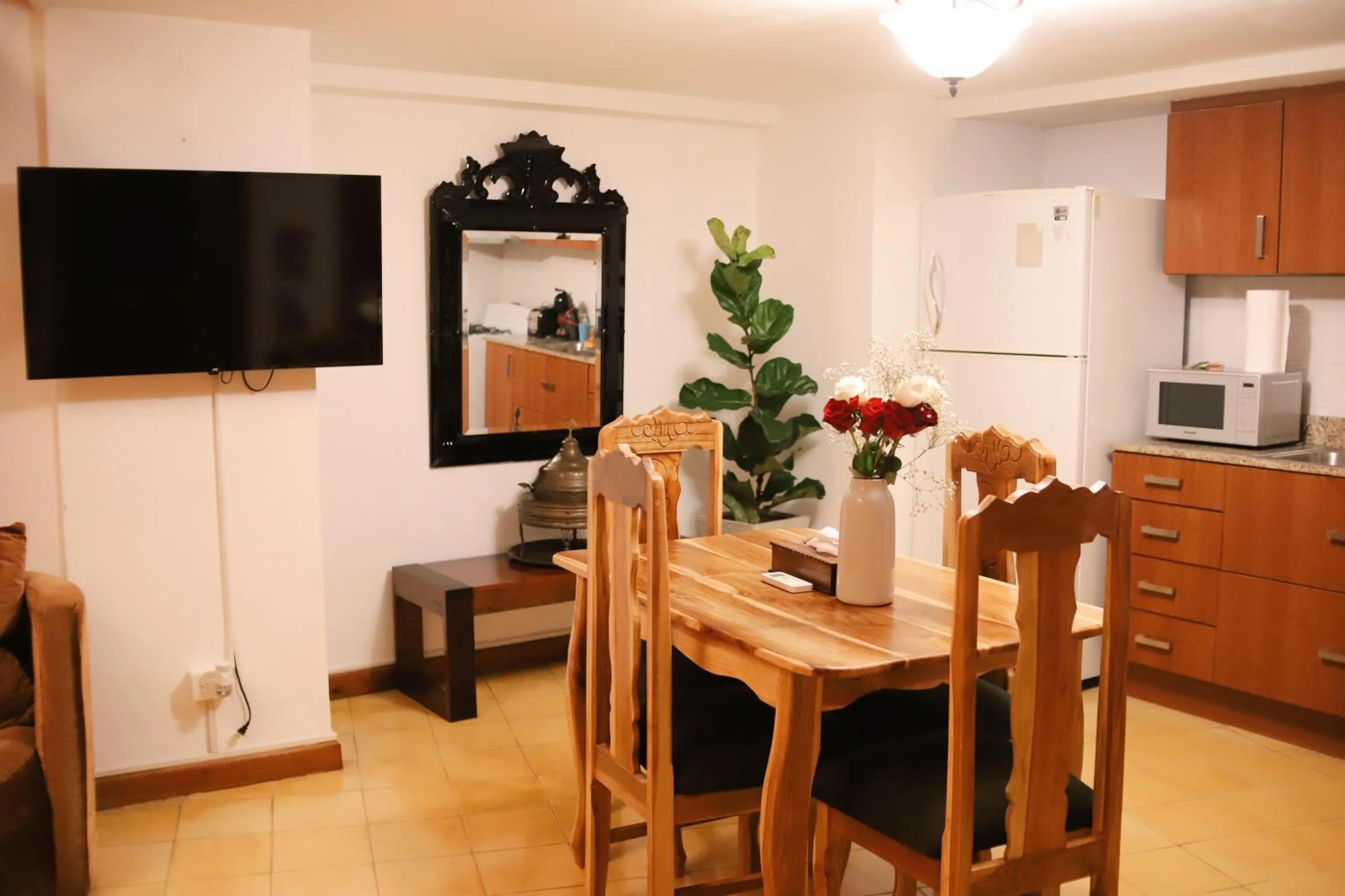 TV and multimedia in Oasis Hotel