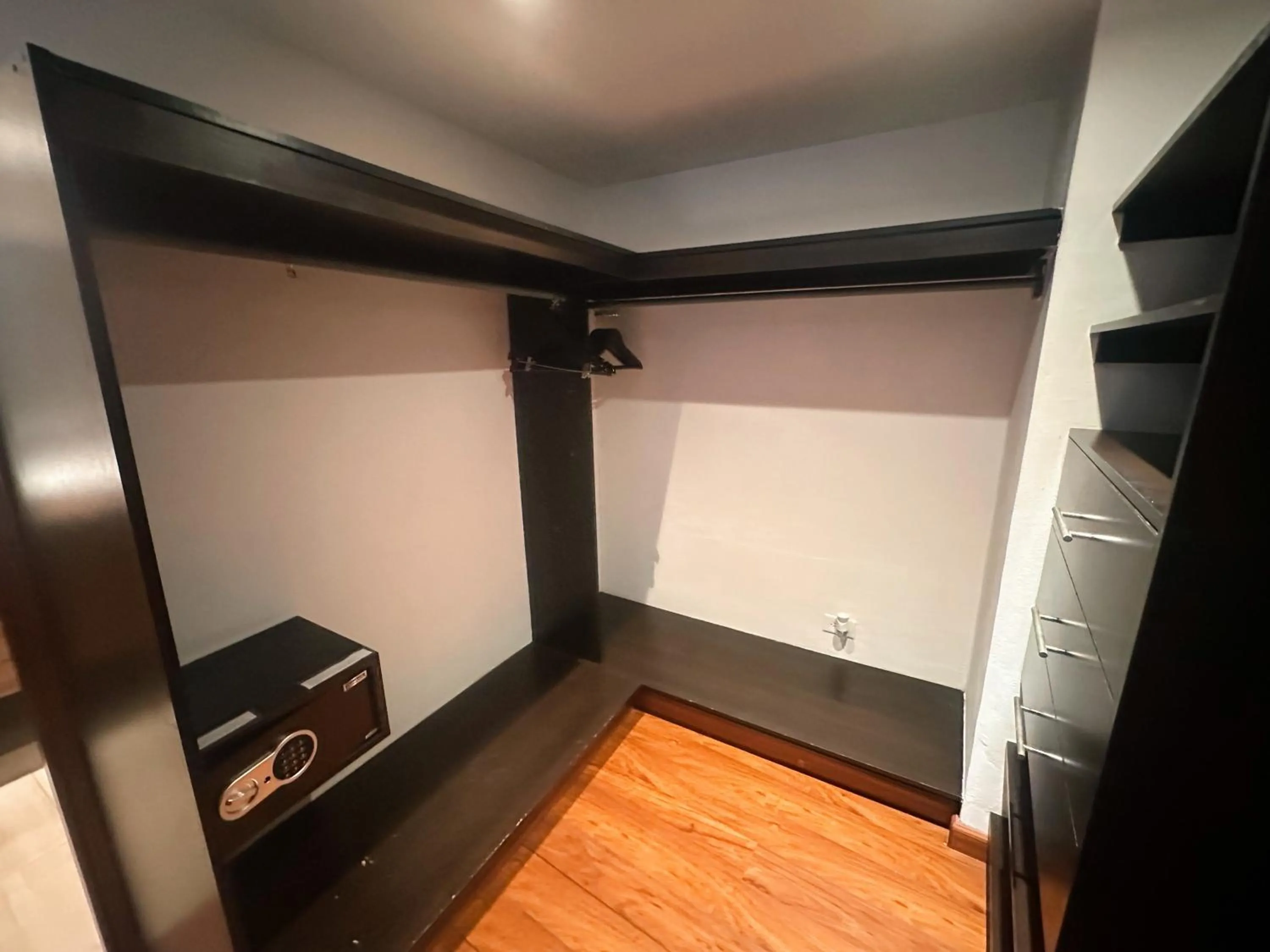 wardrobe in Oasis Hotel