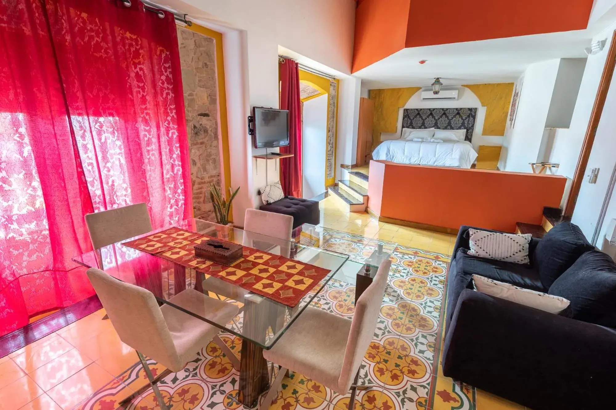 Suite with Sea View in Oasis Hotel Suite with Sea View in Oasis Hotel