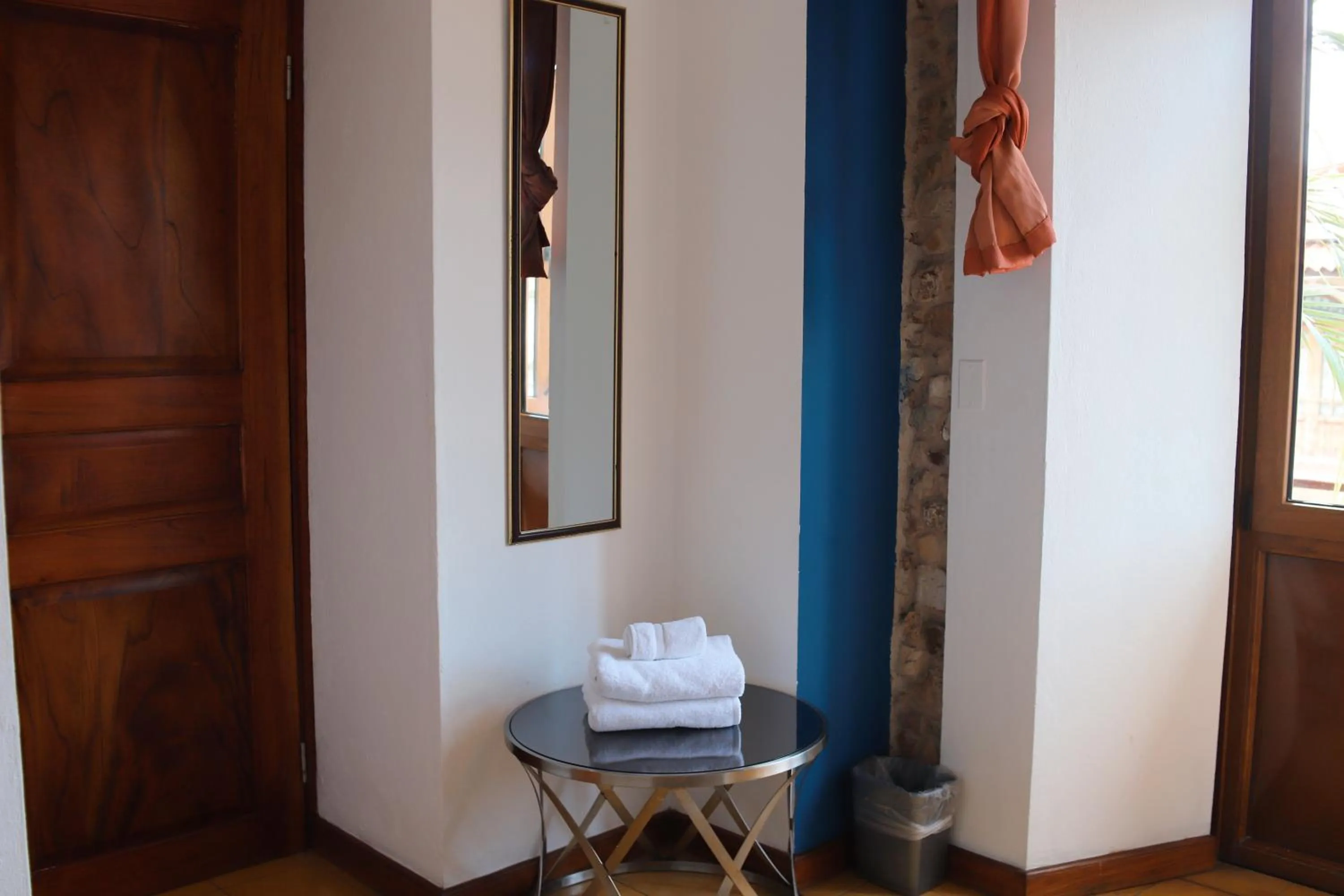 towels in Oasis Hotel