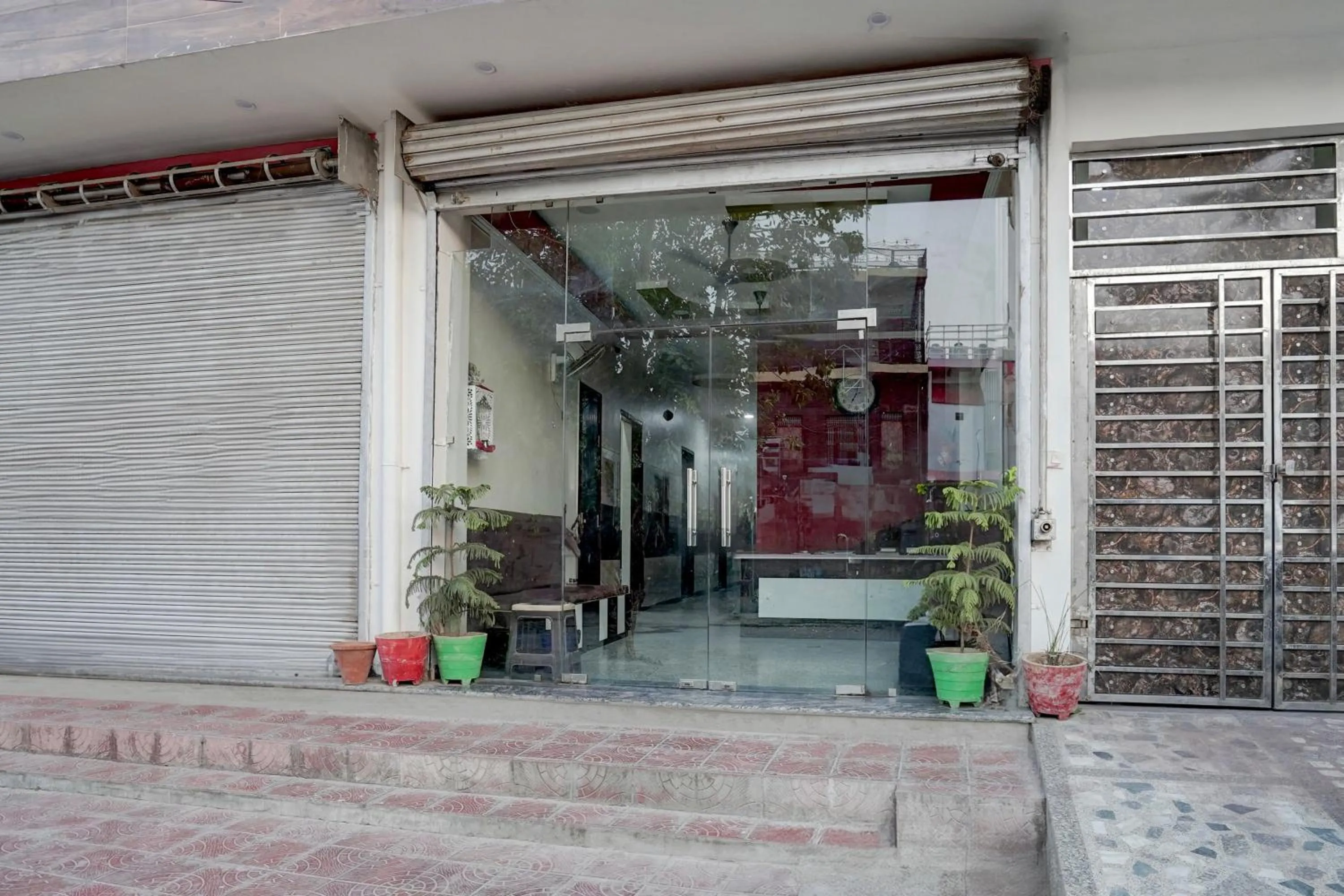 Facade/entrance in Hotel O Govind Nagar Near Krishan Janm Bhoomi