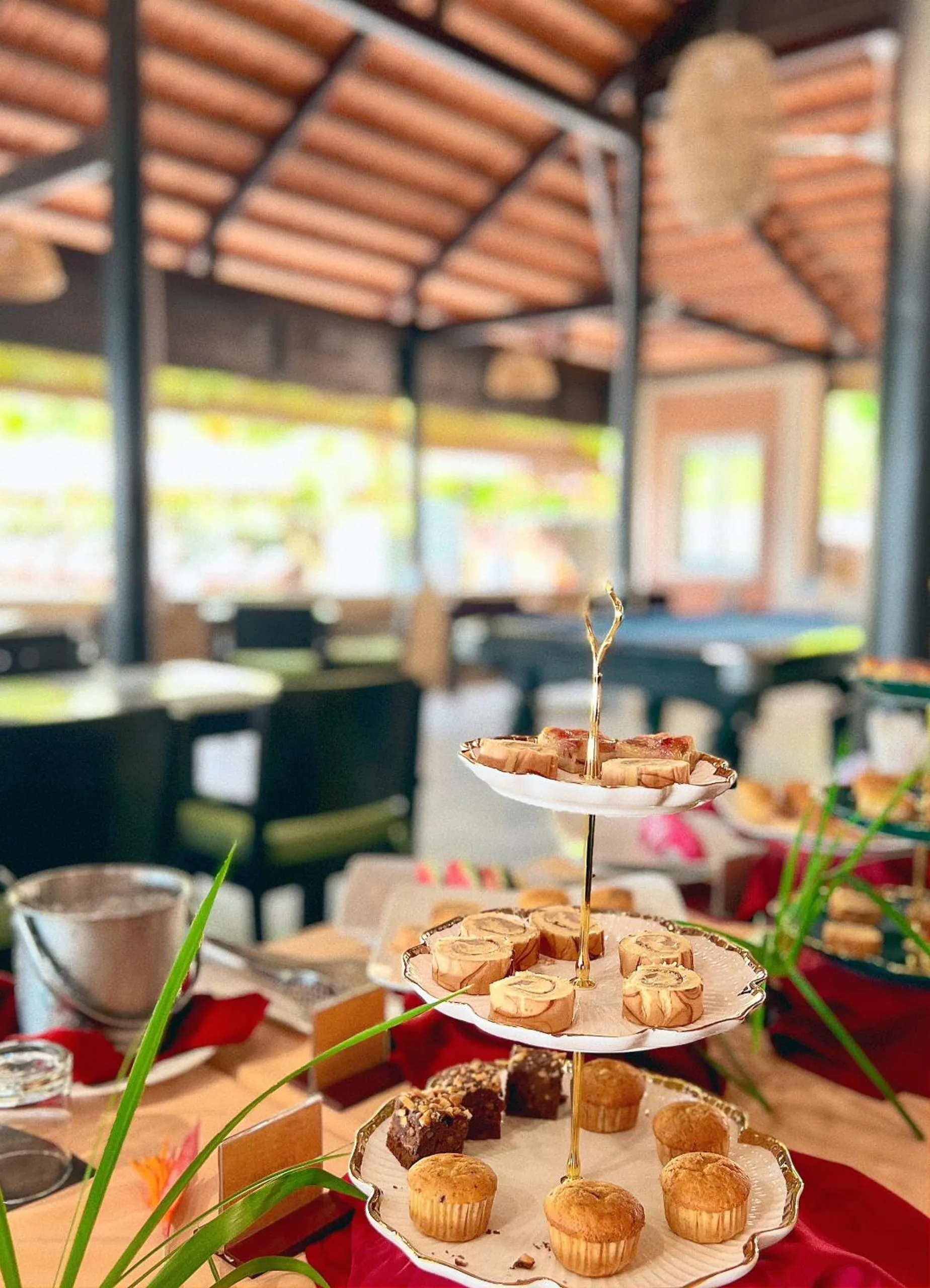 Restaurant/places to eat in Sea Sense Resort