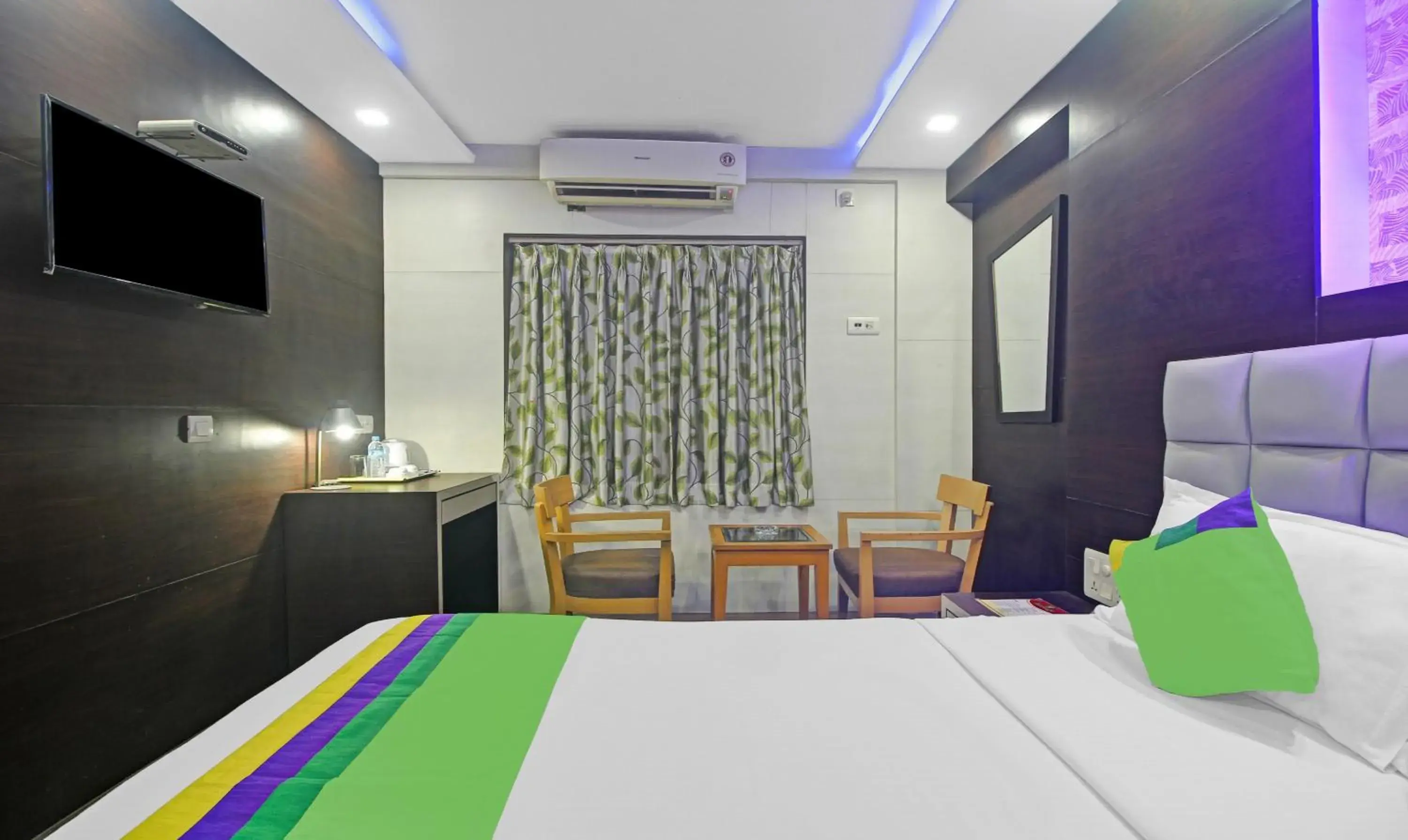 Bedroom, Bed in Treebo Mangalam Bedroom, Bed in Treebo Mangalam