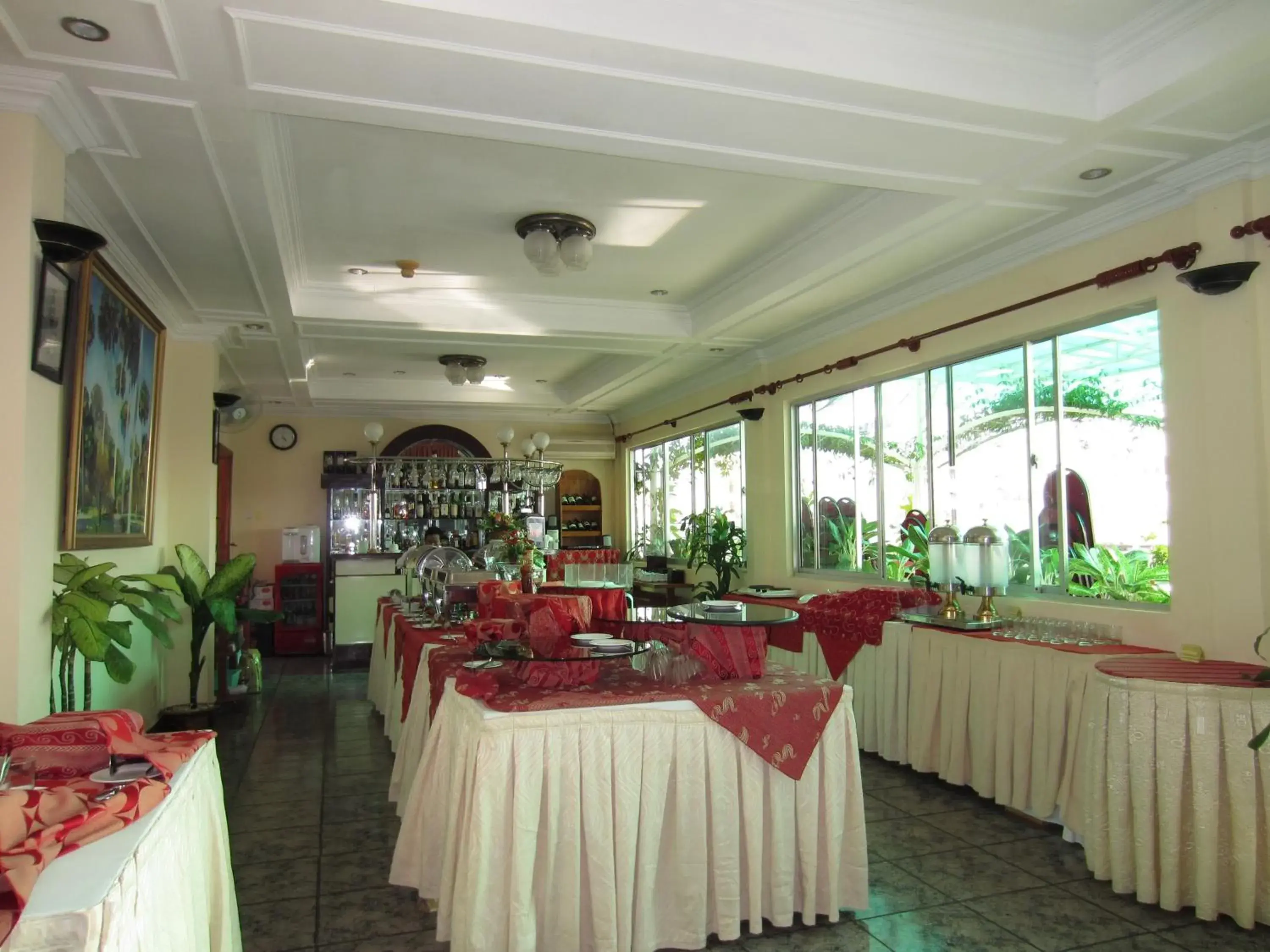 Restaurant/places to eat in Saigon Can Tho Hotel Restaurant/places to eat in Saigon Can Tho Hotel
