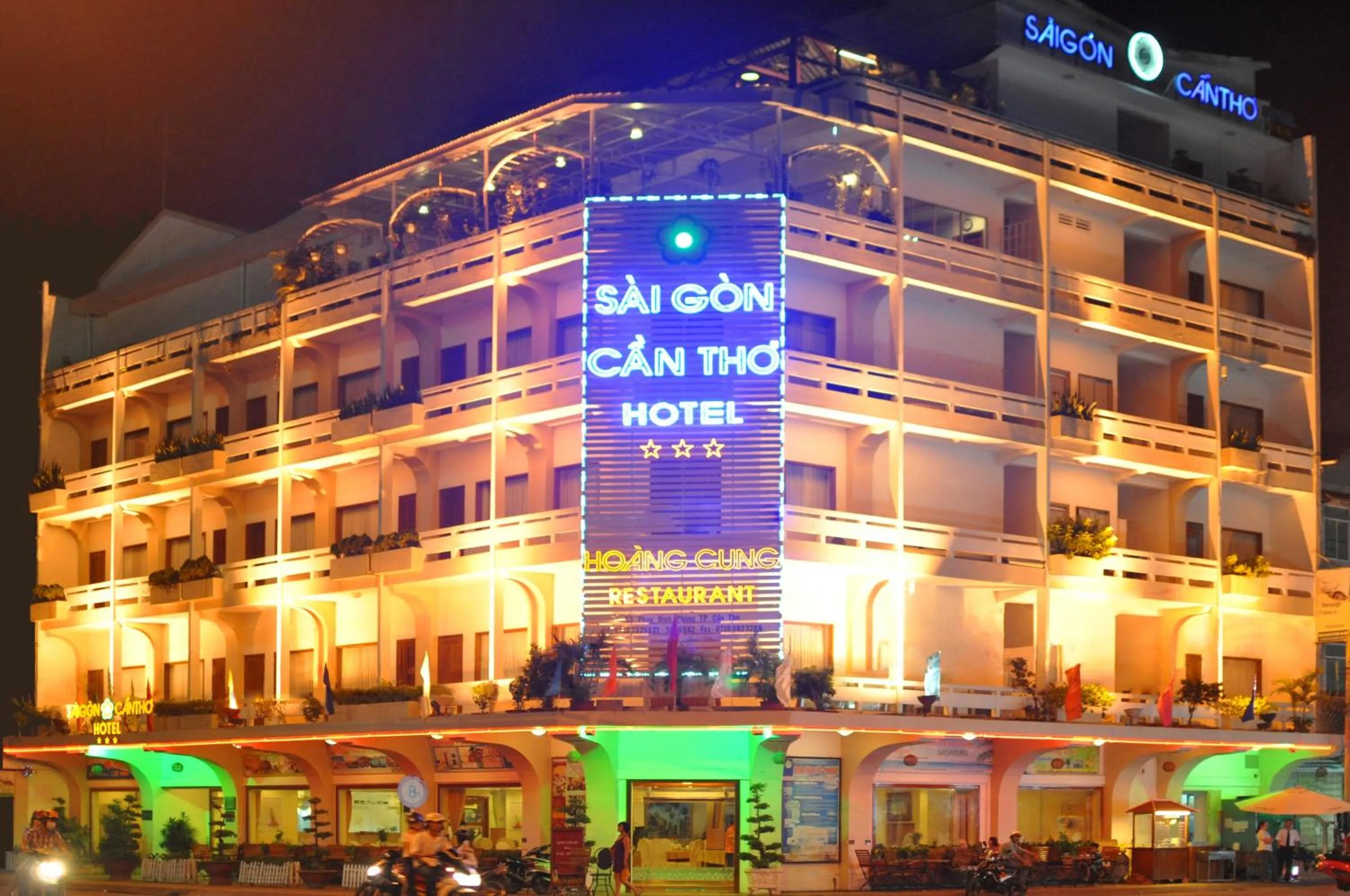 Facade/entrance in Saigon Can Tho Hotel