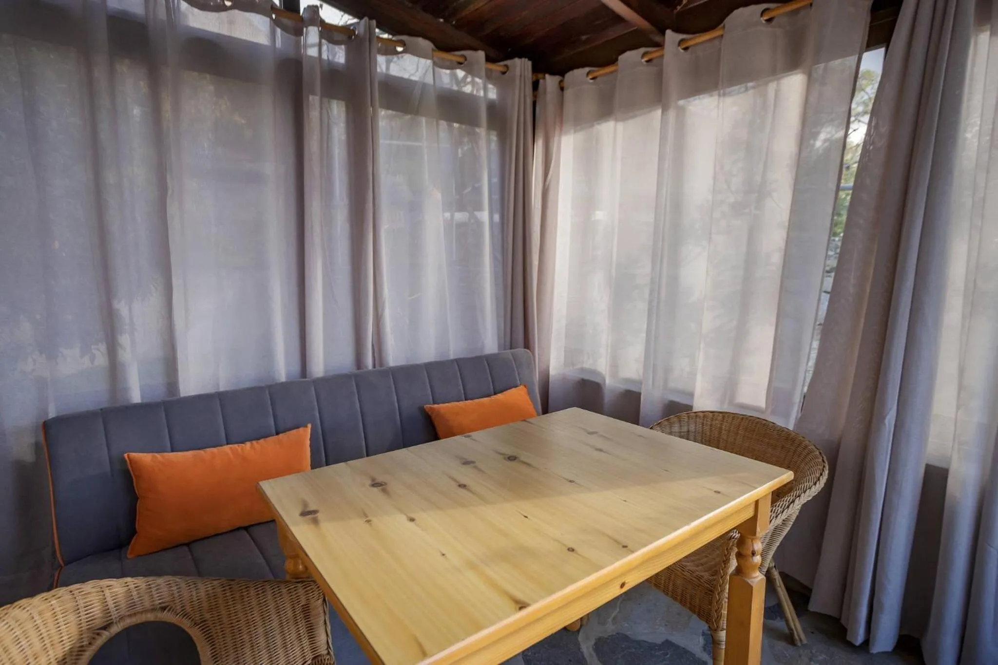 Communal lounge/ TV room in Rose of Crete