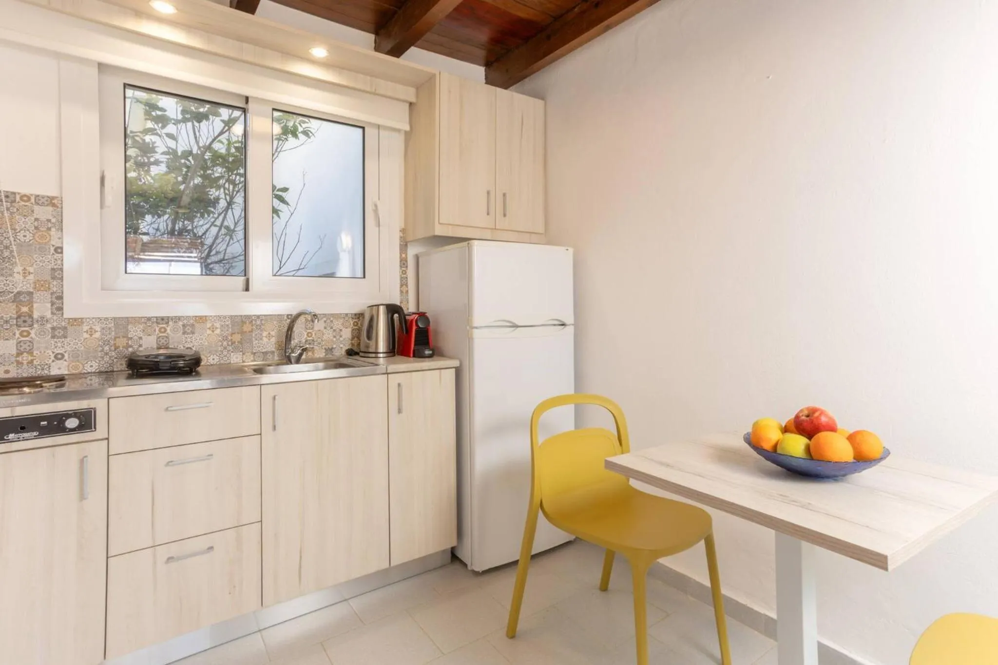 Kitchen or kitchenette in Rose of Crete