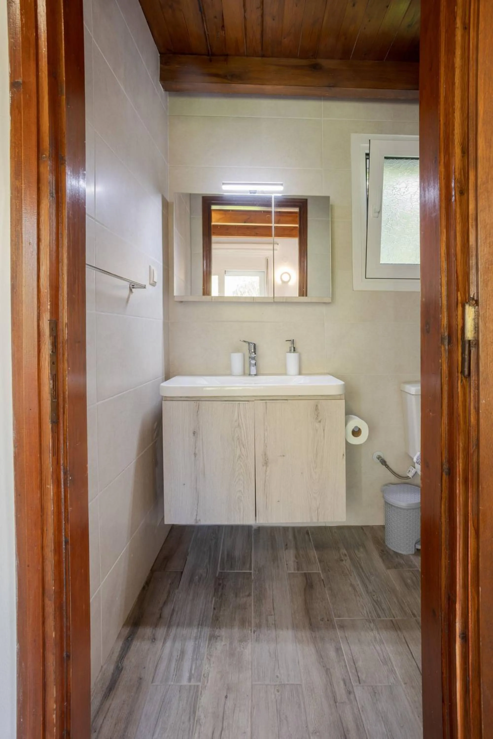 Bathroom in Rose of Crete