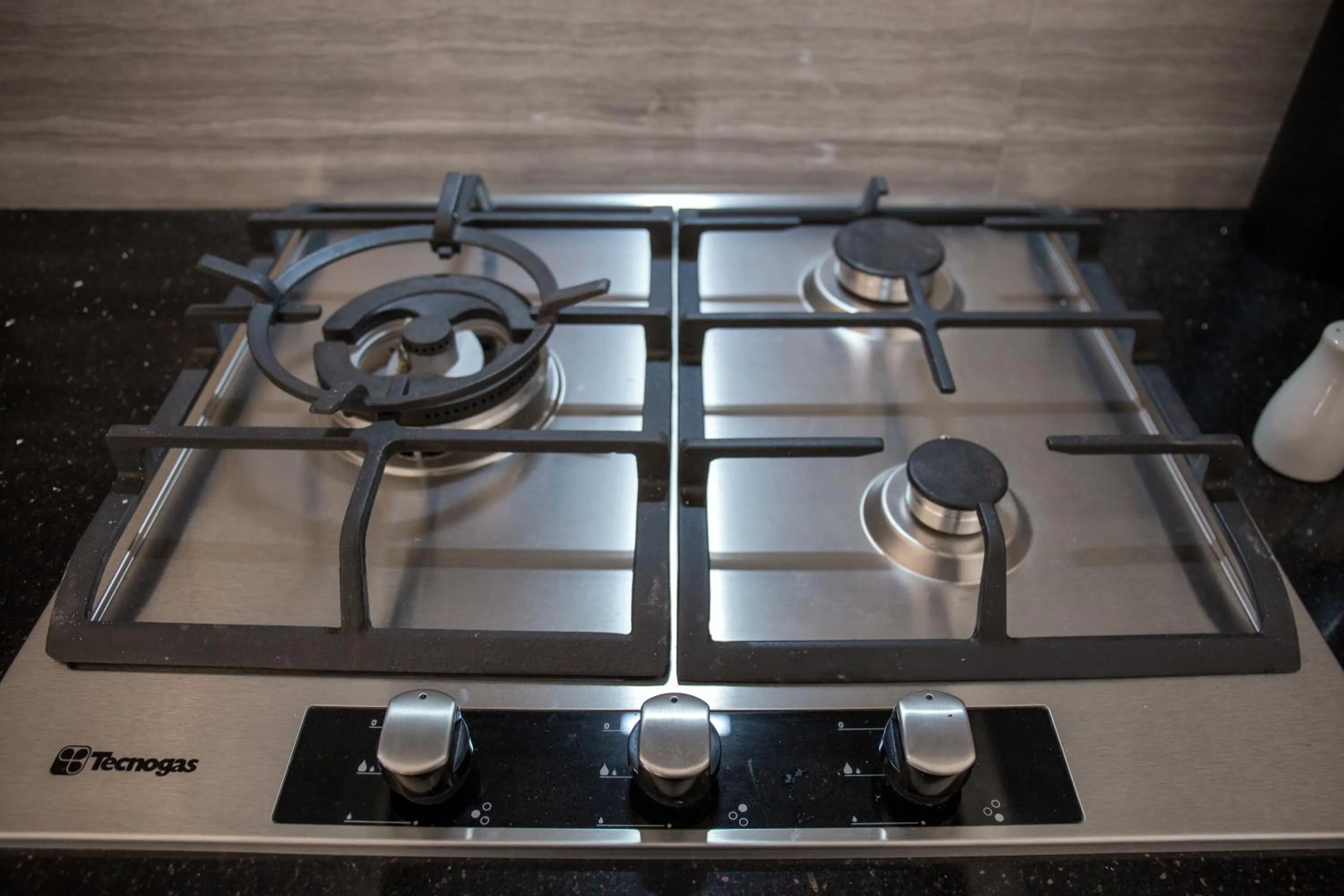 Kitchen or kitchenette in Aila Homestay