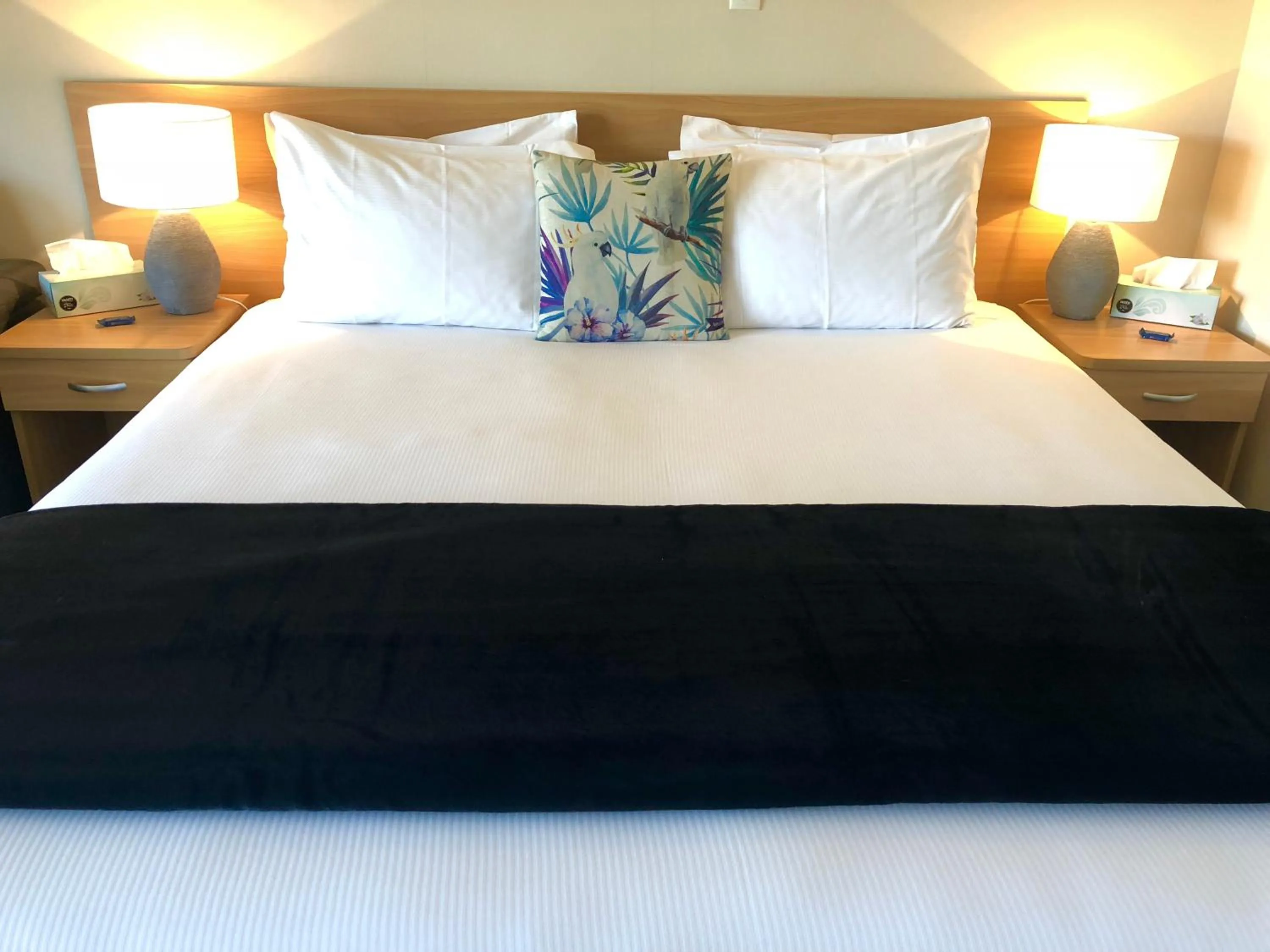 Bed in Hacienda Motor Lodge