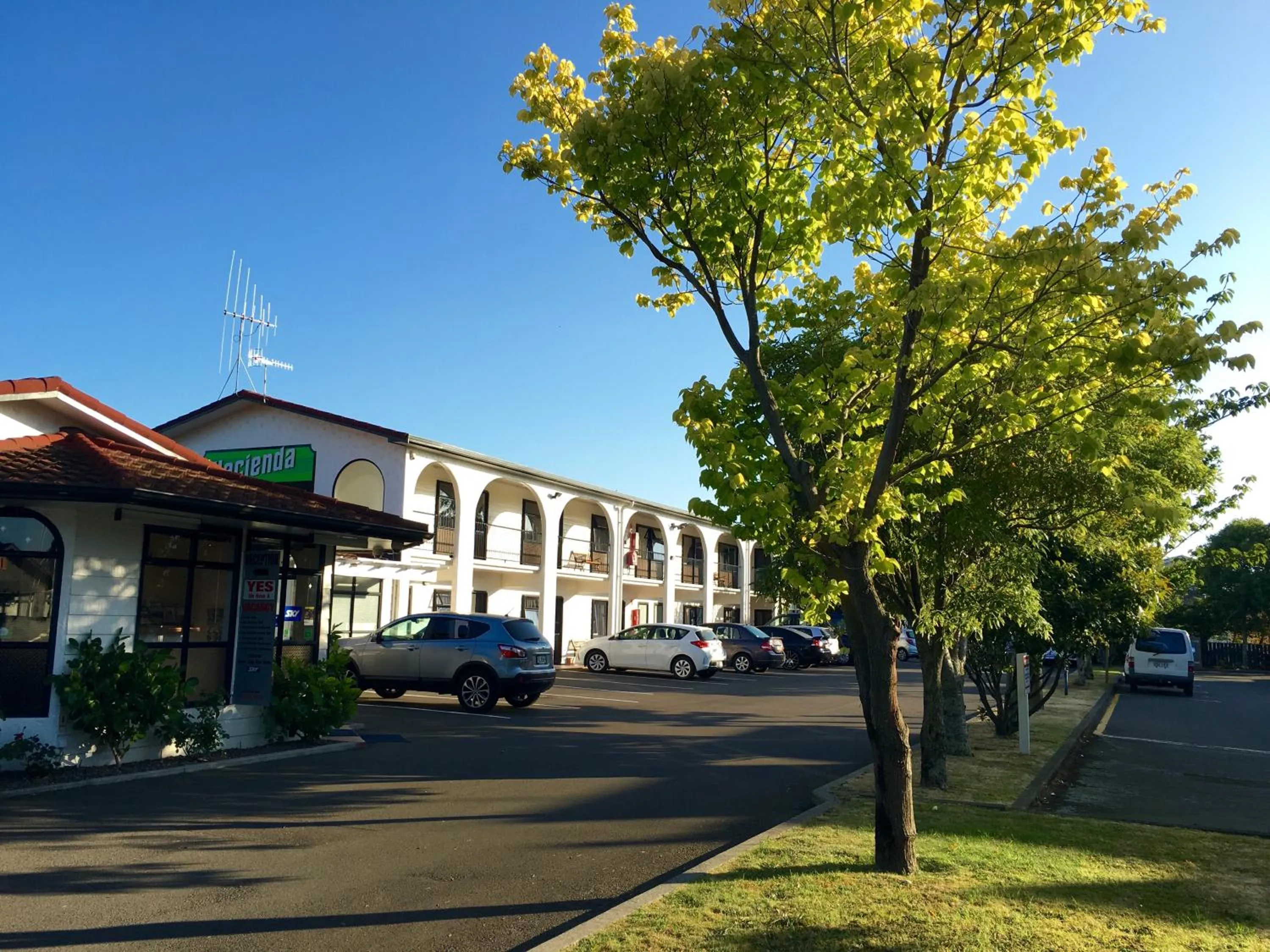 Lobby or reception in Hacienda Motor Lodge