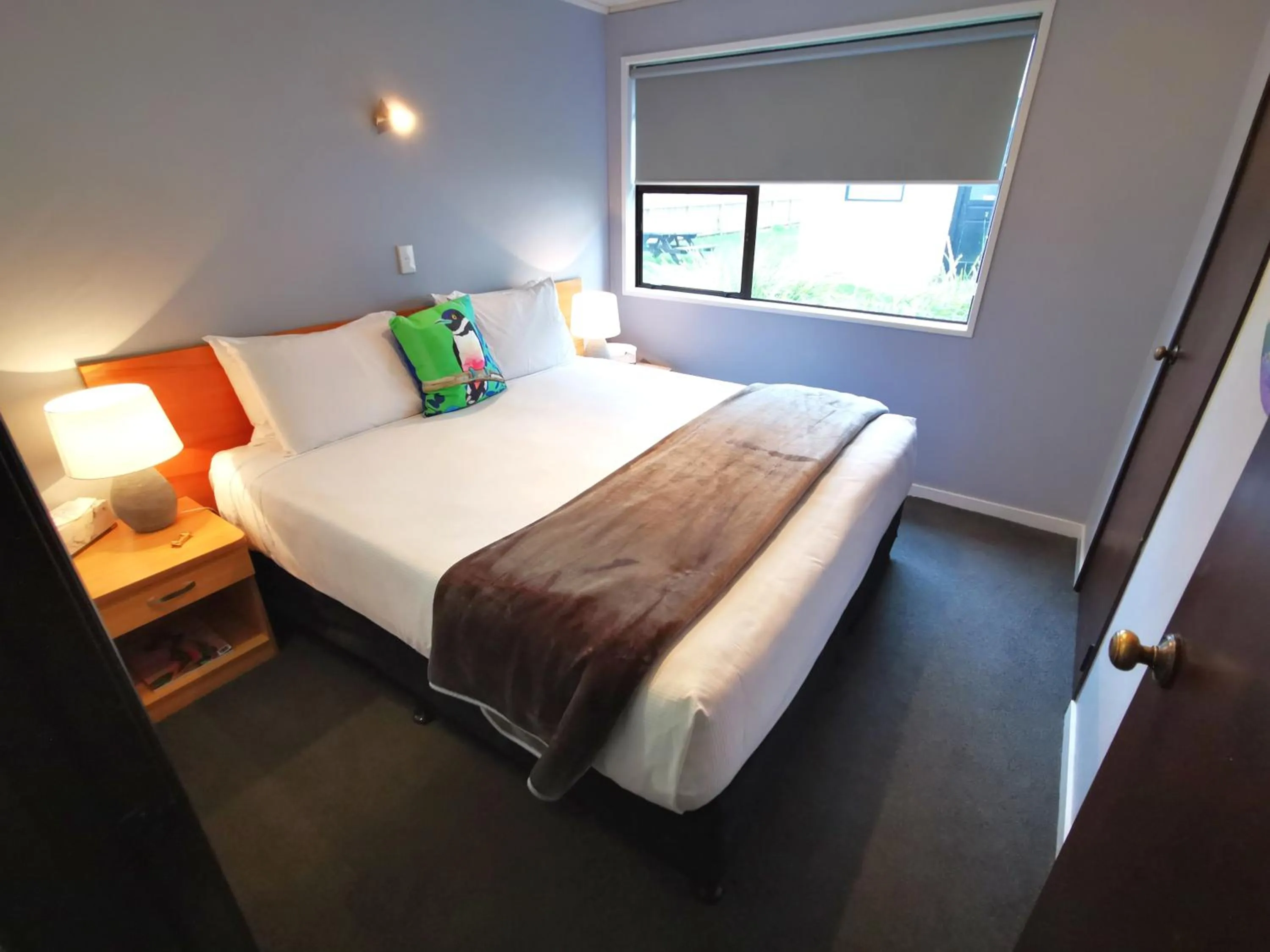 Bed in Hacienda Motor Lodge