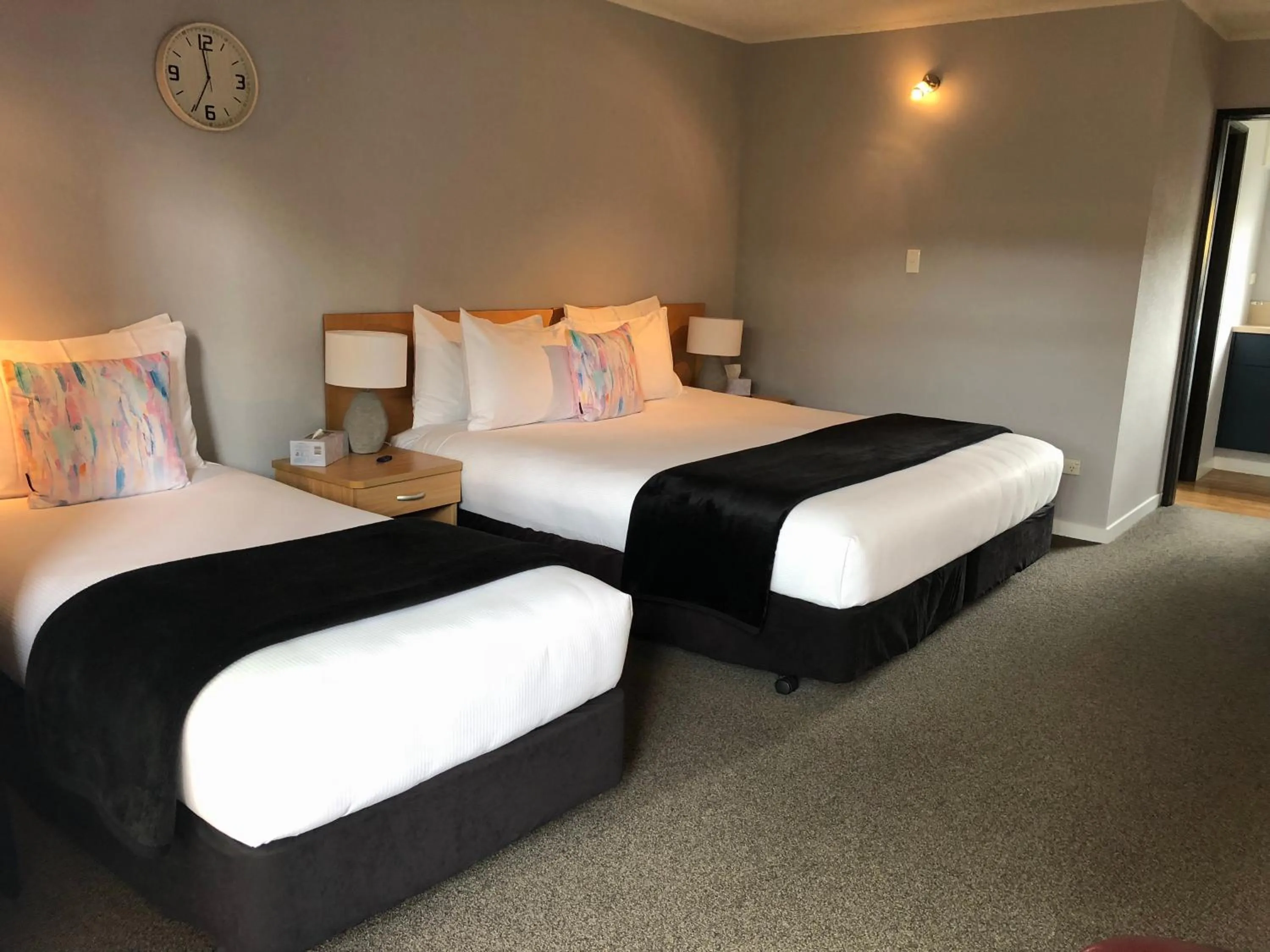 Bed in Hacienda Motor Lodge