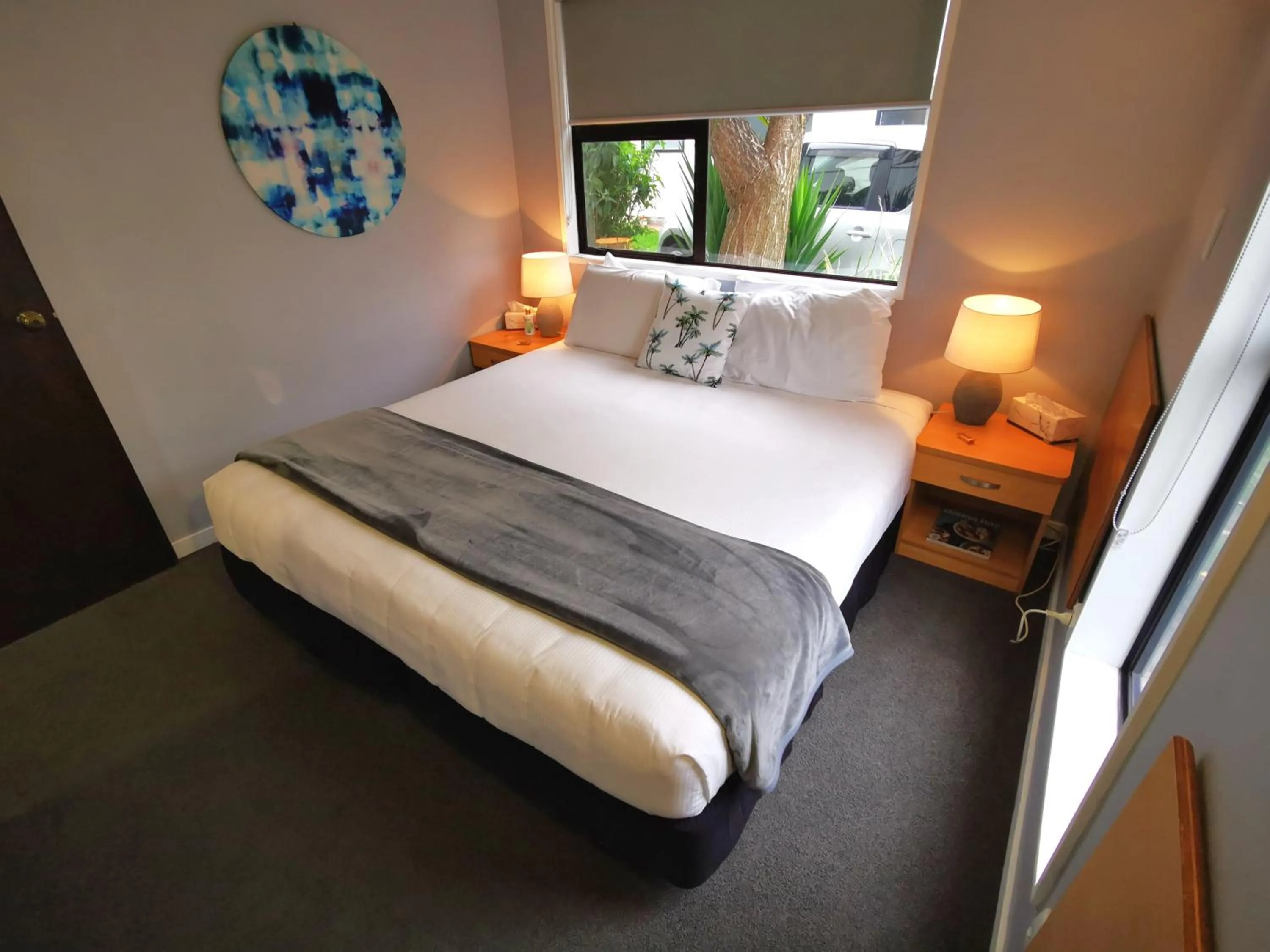 Bed in Hacienda Motor Lodge