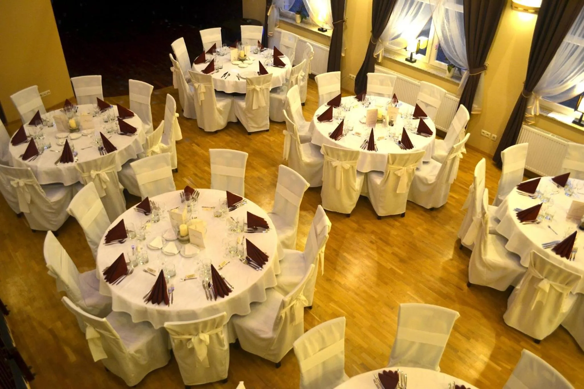 Restaurant/places to eat in Aura - Hotel & Restaurant & Sauna