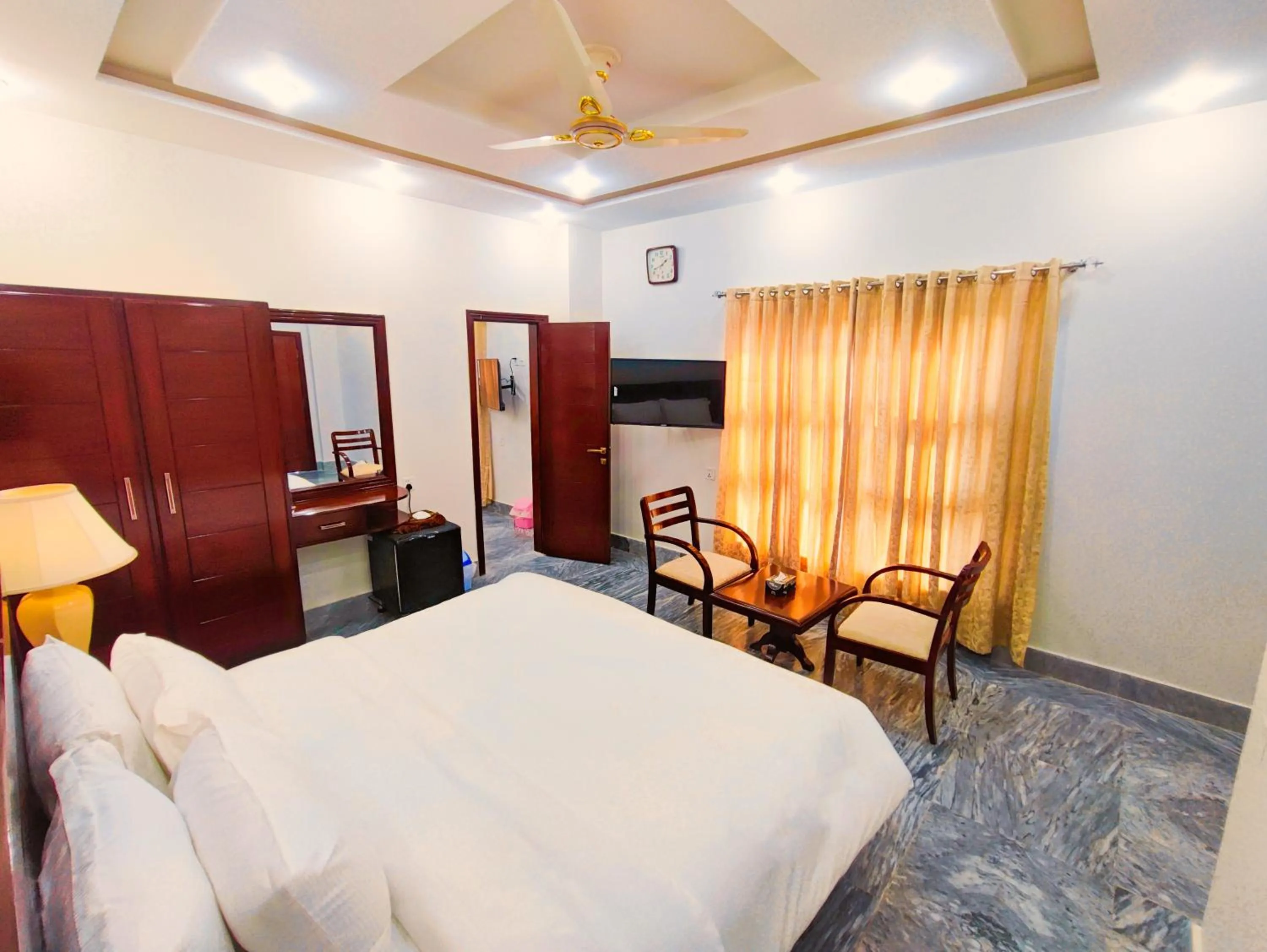 Bedroom, Bed in Hotel Nova