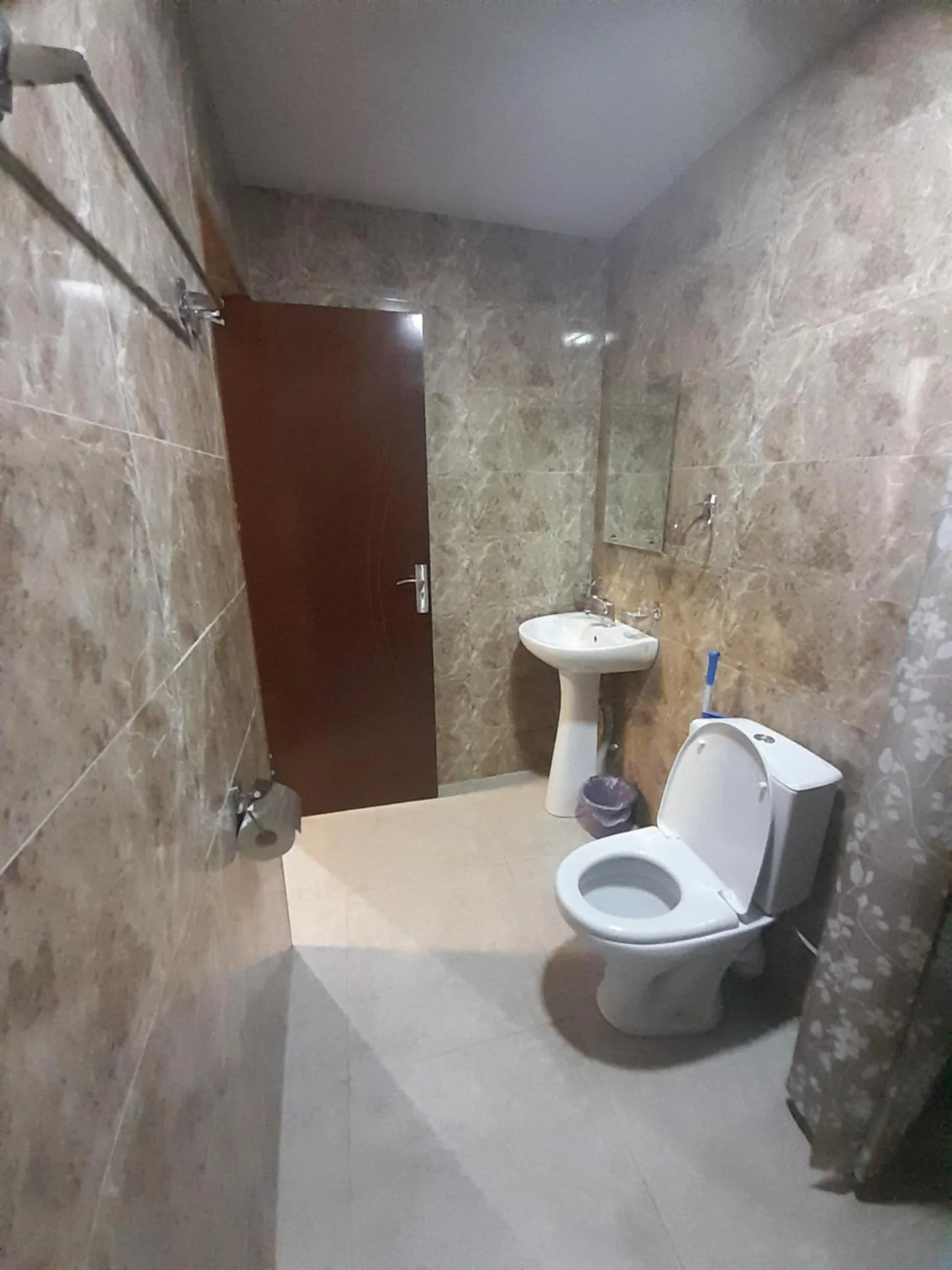 Shower in Art Guest House in KASKAD