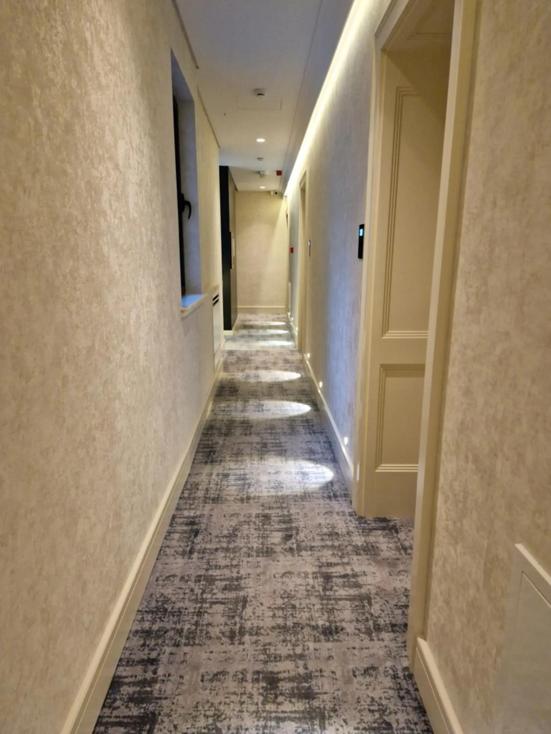 Property building in H41 Luxury Suites Property building in H41 Luxury Suites