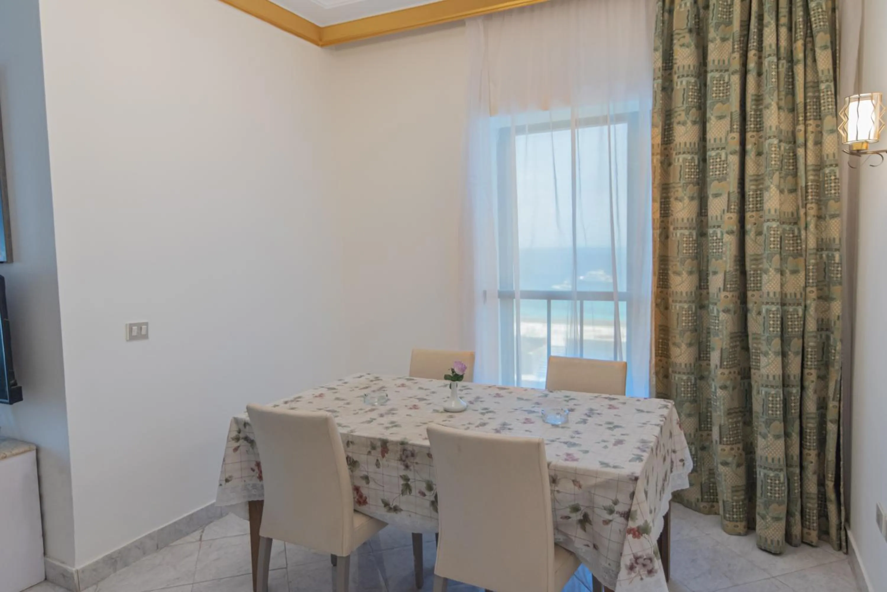 Living room in Dexon Roma Hotel