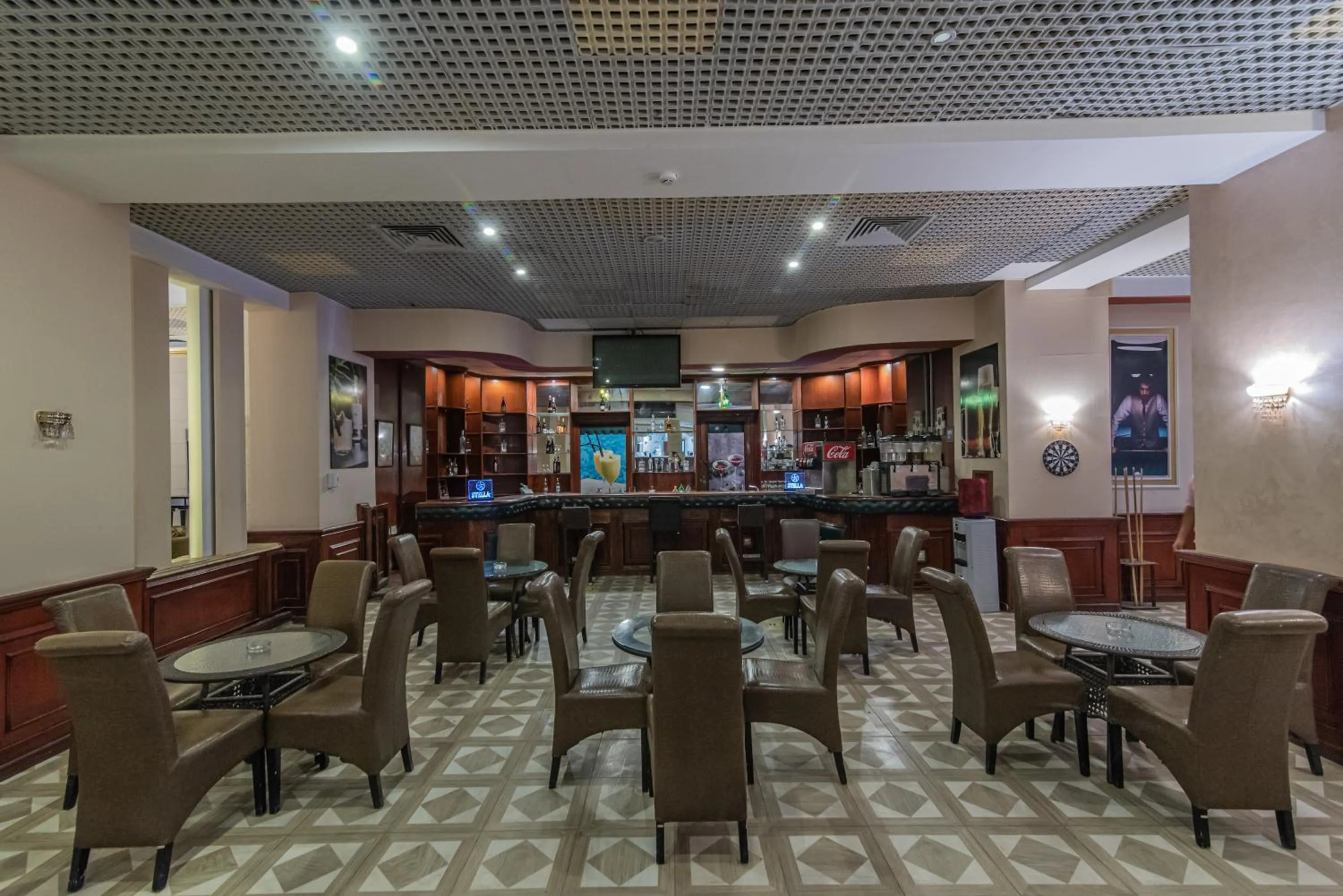 Lounge or bar in Dexon Roma Hotel