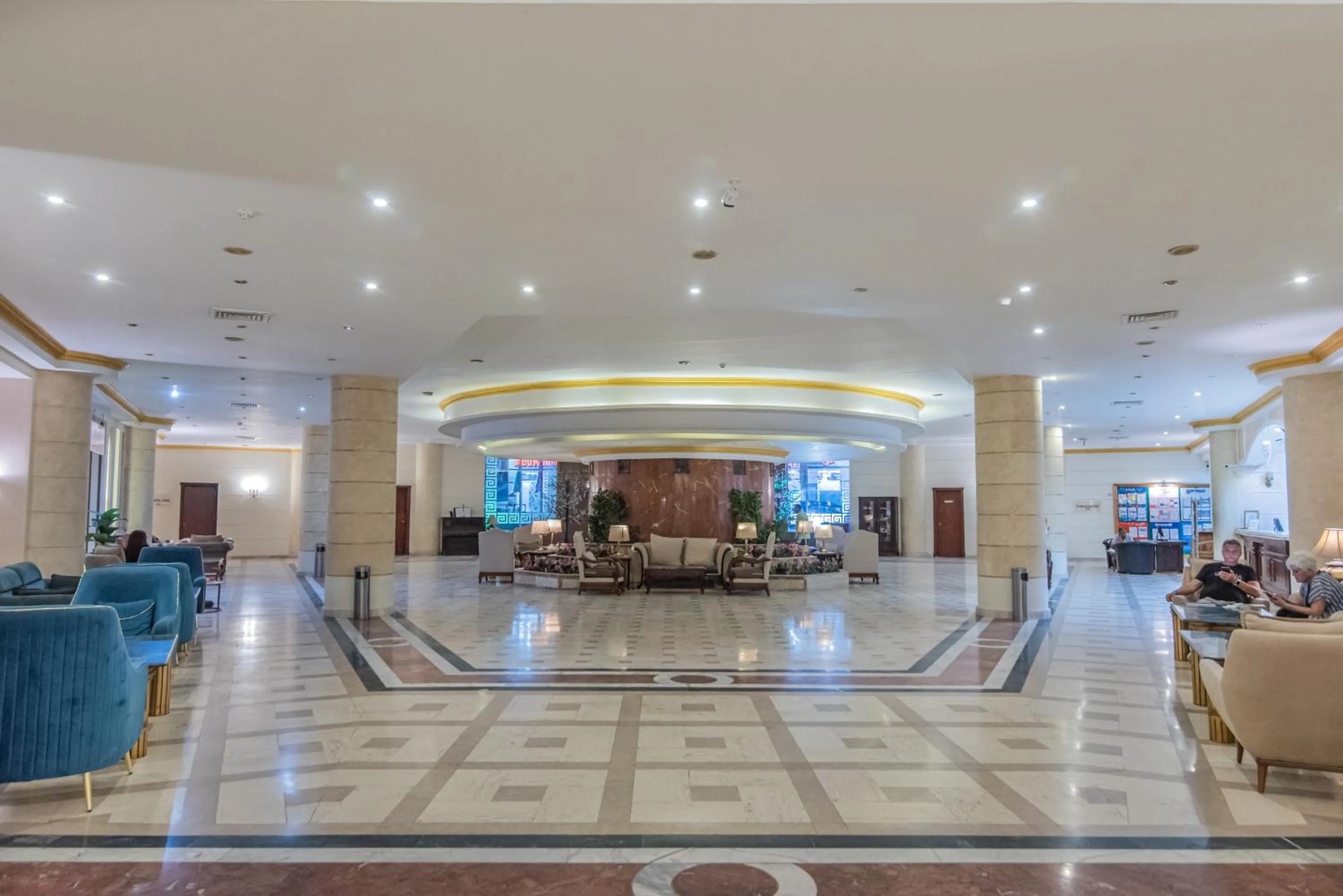 Property building in Dexon Roma Hotel