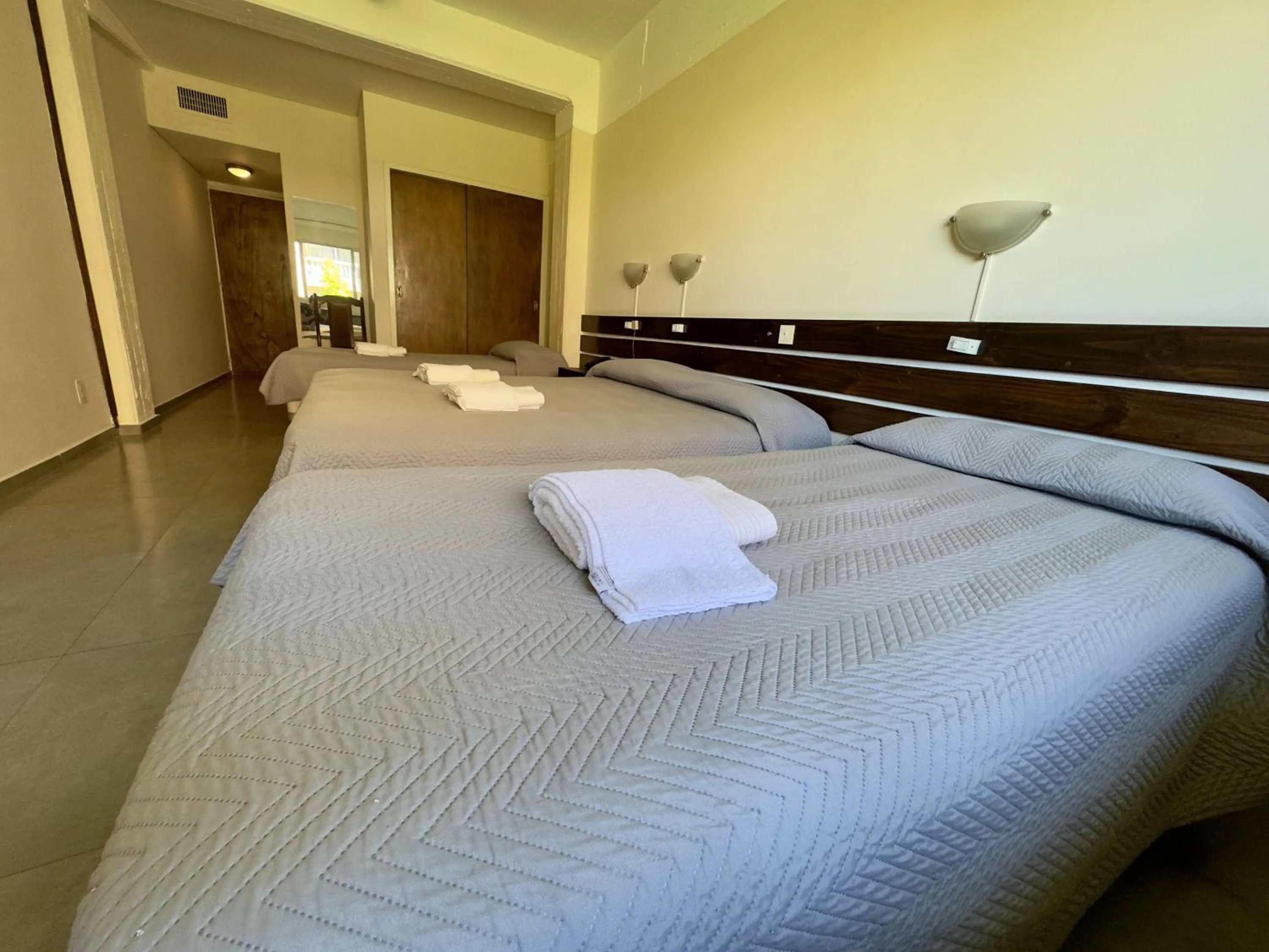 Bed in Hotel San Rafael