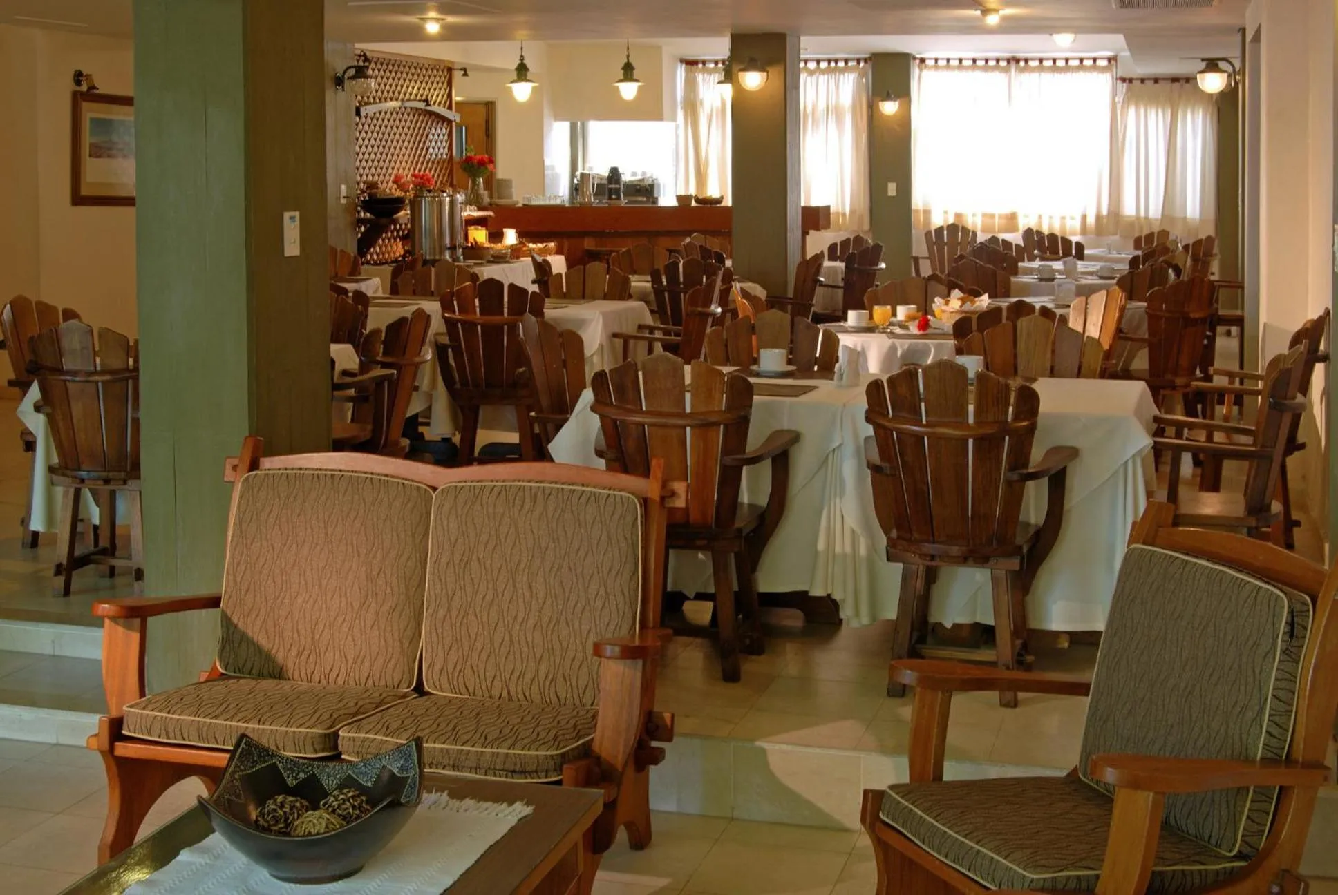 Lounge or bar in Hotel San Rafael